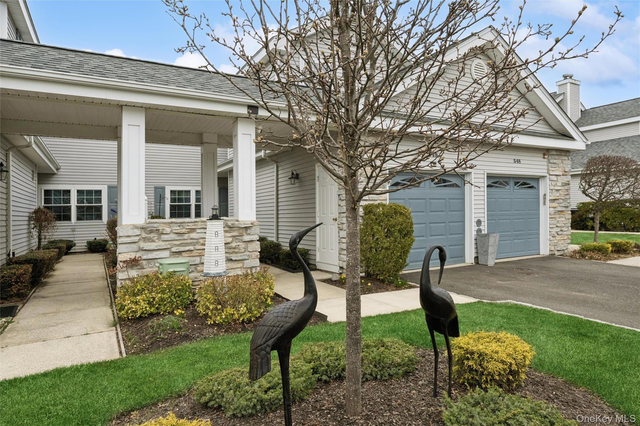 Condo Highland  Suffolk County, NY 11955, MLS-981684-2