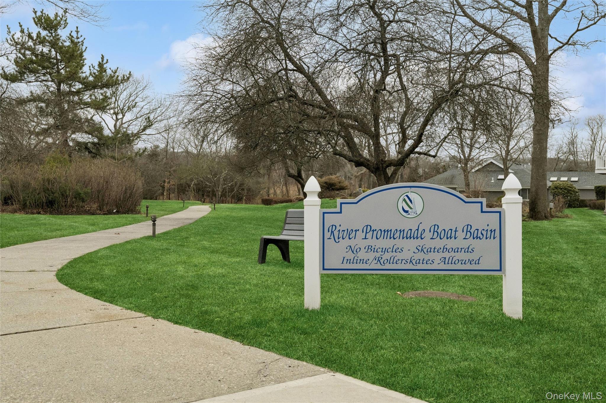 Condo Highland  Suffolk County, NY 11955, MLS-981684-29