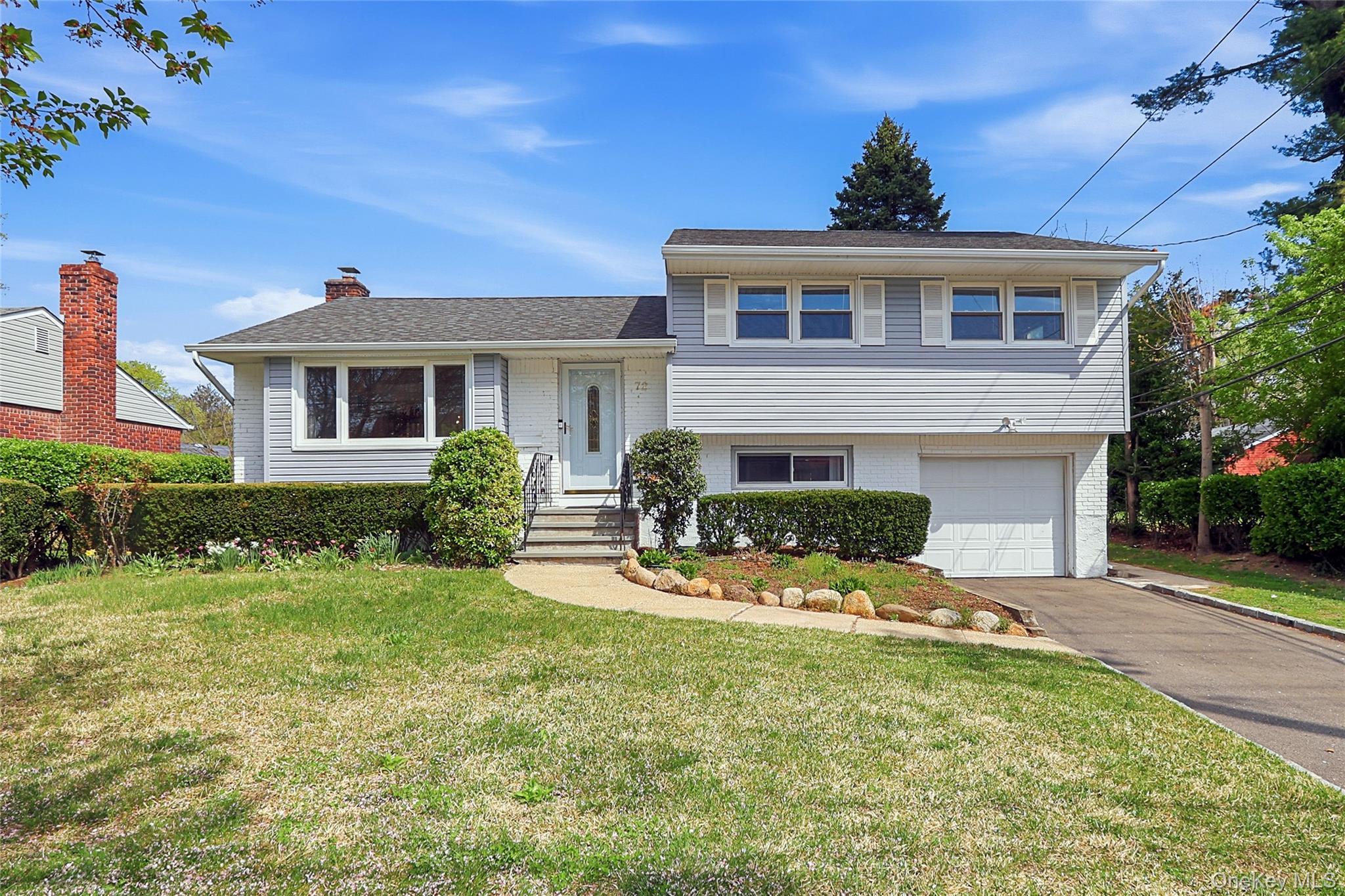 Single Family Woolsey  Nassau County, NY 11542, MLS-981701-2