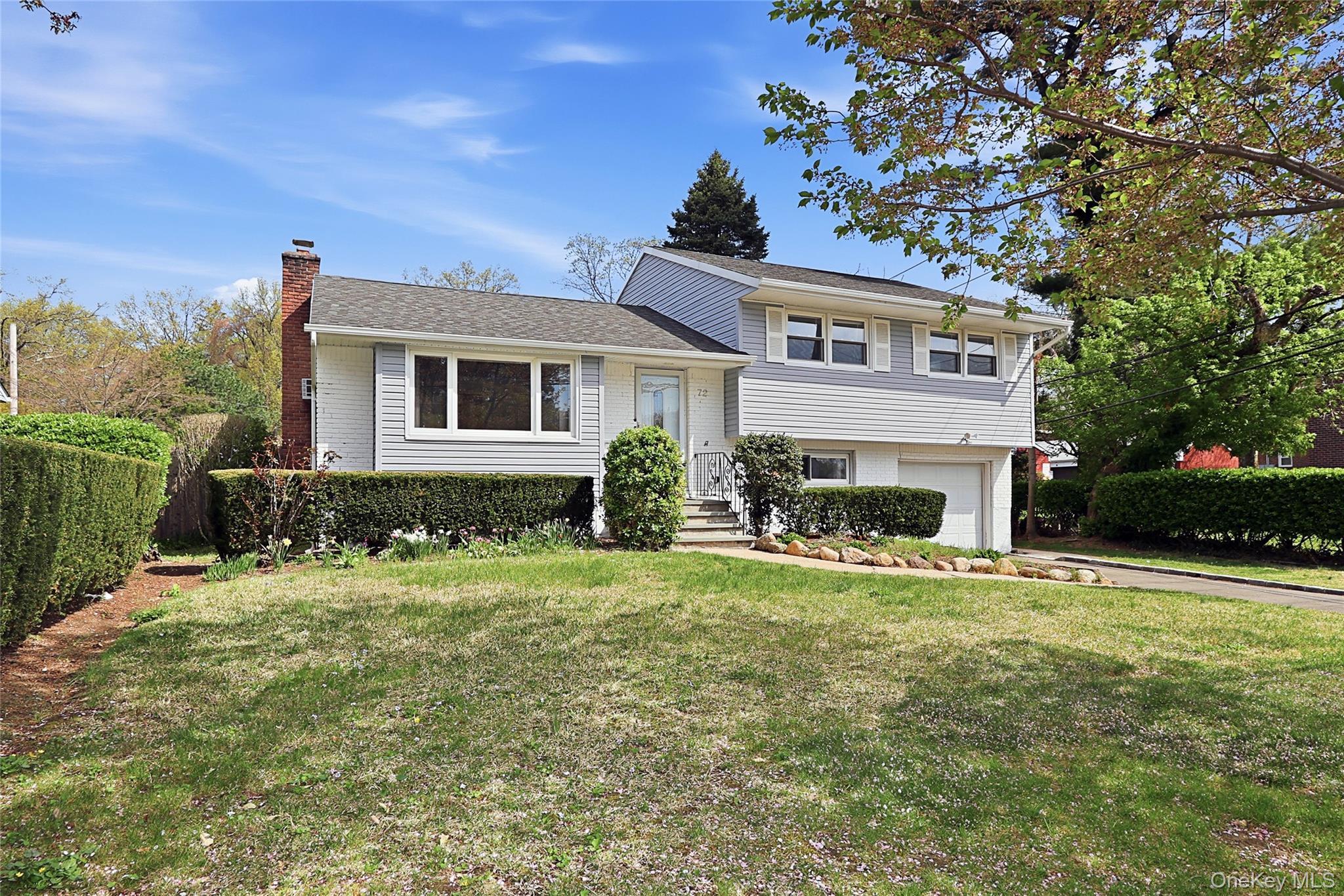 Single Family Woolsey  Nassau County, NY 11542, MLS-981701-3