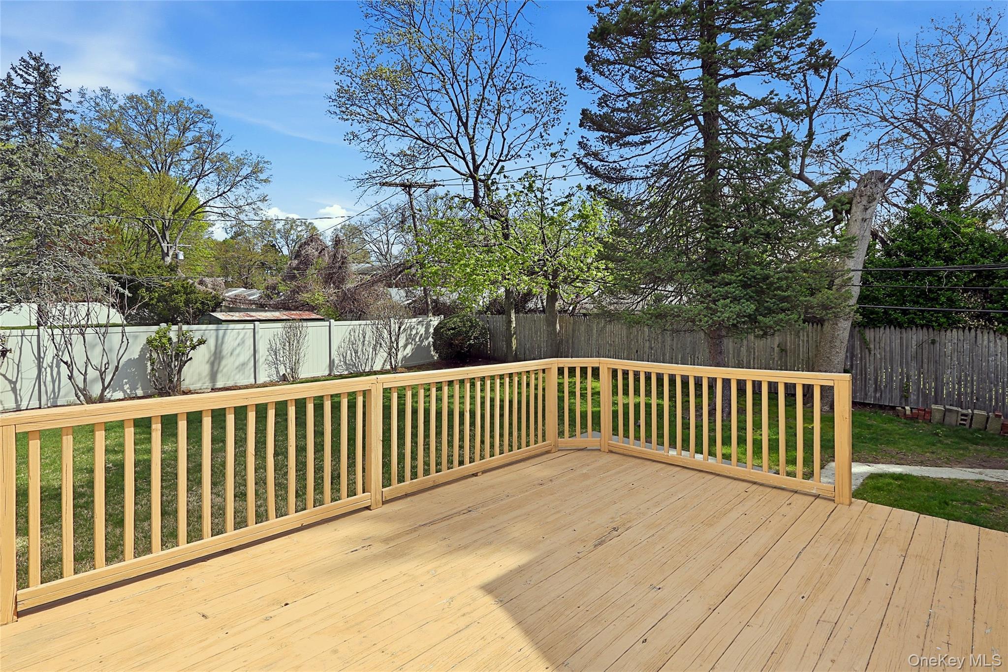 Single Family Woolsey  Nassau County, NY 11542, MLS-981701-31