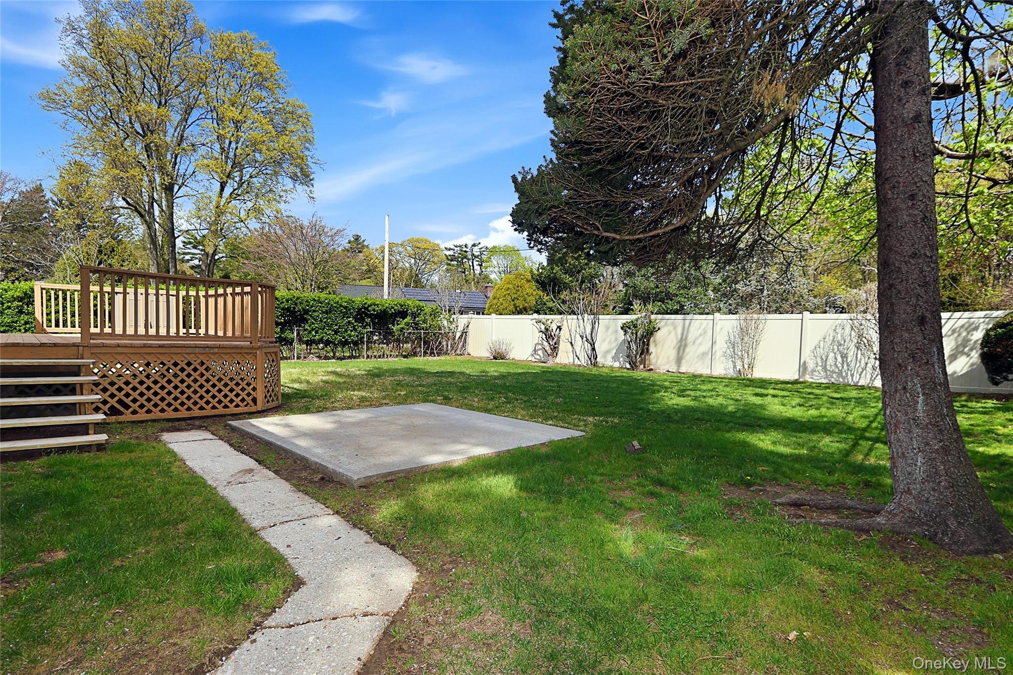 Single Family Woolsey  Nassau County, NY 11542, MLS-981701-37