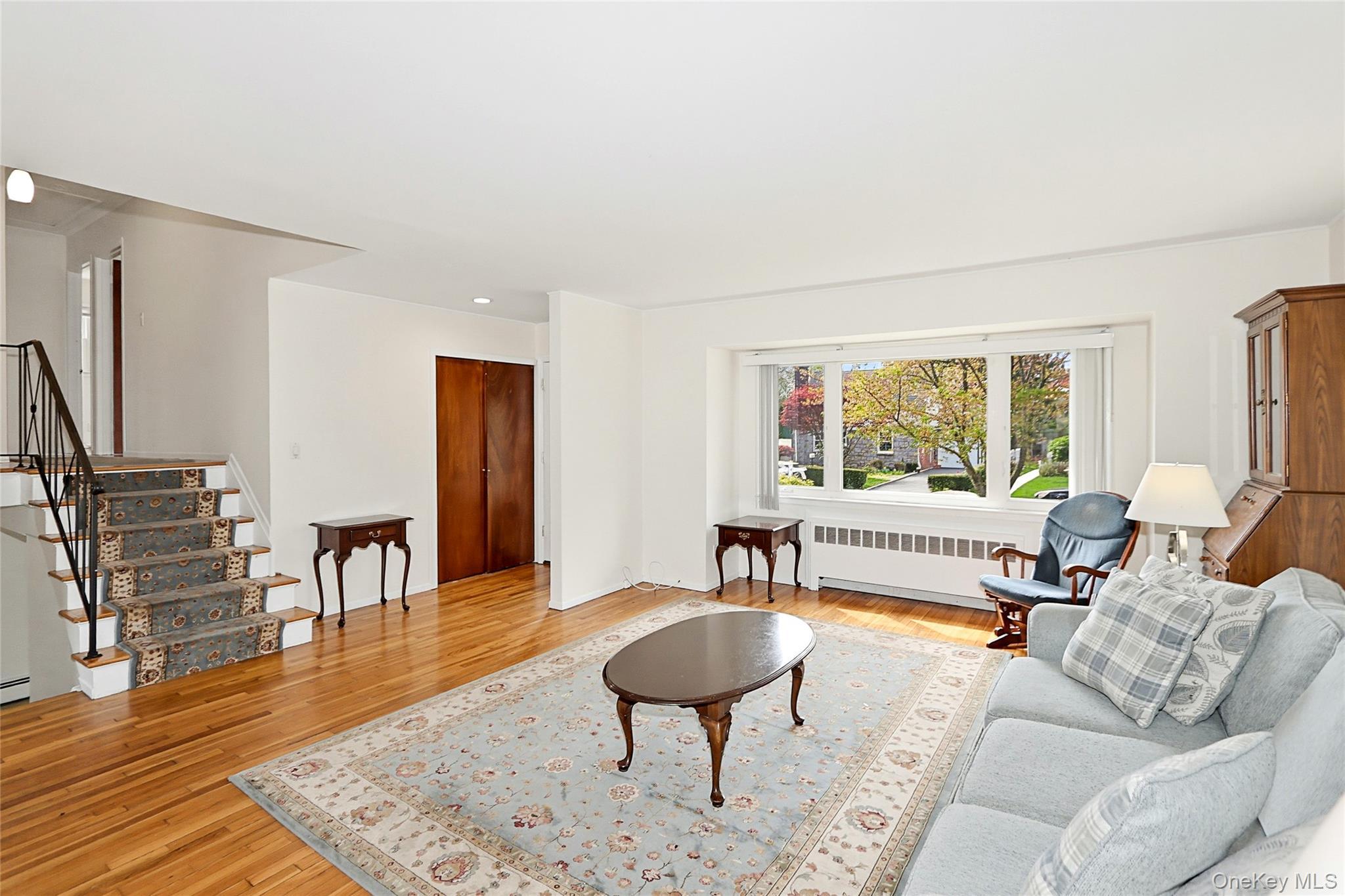Single Family Woolsey  Nassau County, NY 11542, MLS-981701-9
