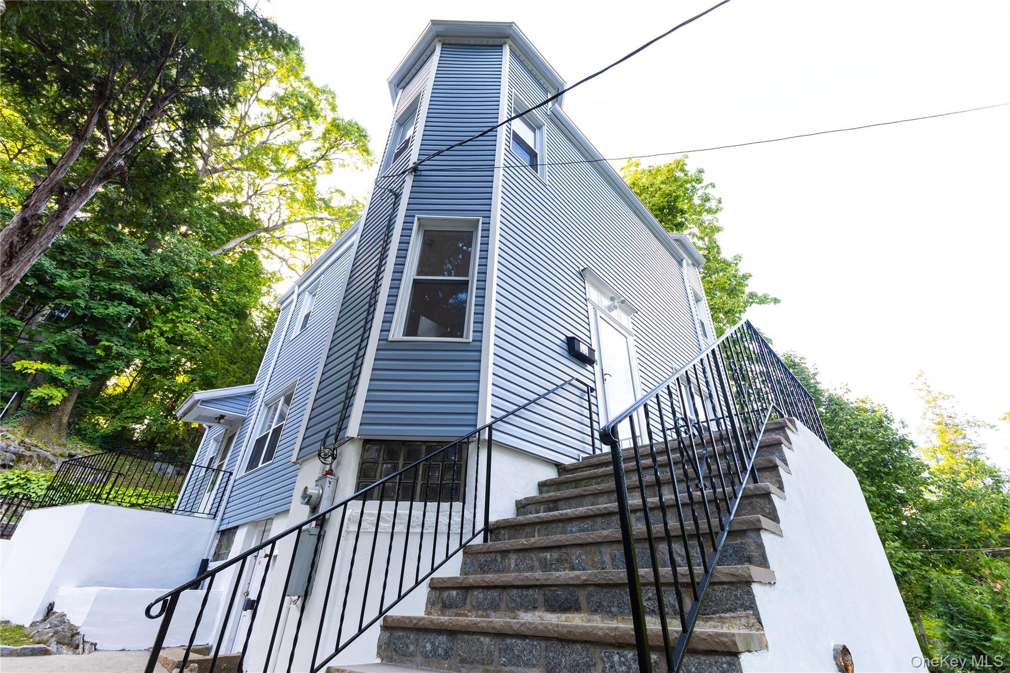 Single Family Desmond  Westchester County, NY 10708, MLS-981724-12