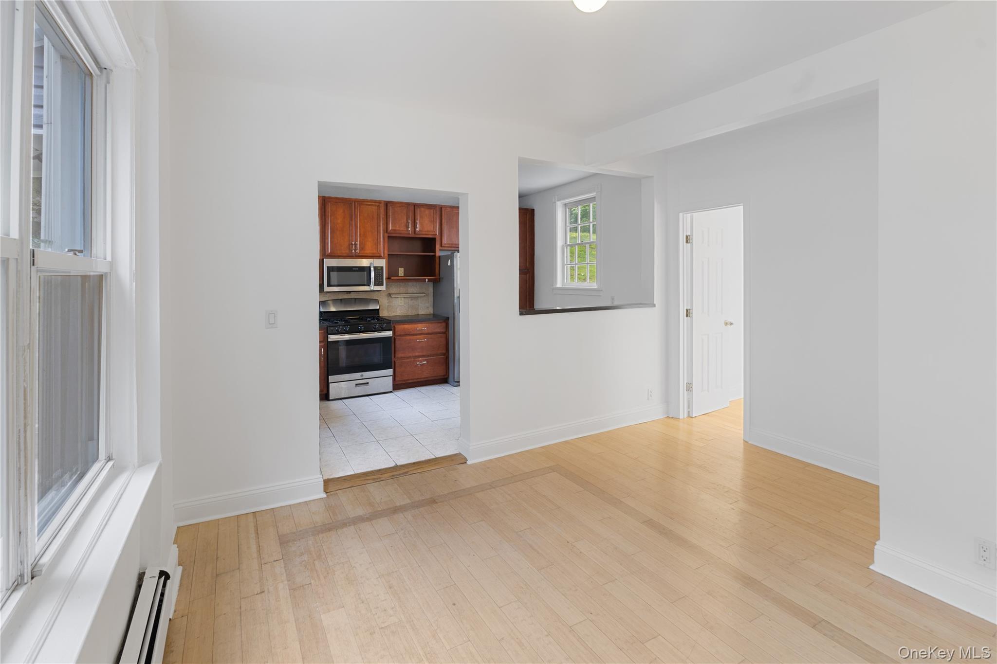 Single Family Desmond  Westchester County, NY 10708, MLS-981724-3