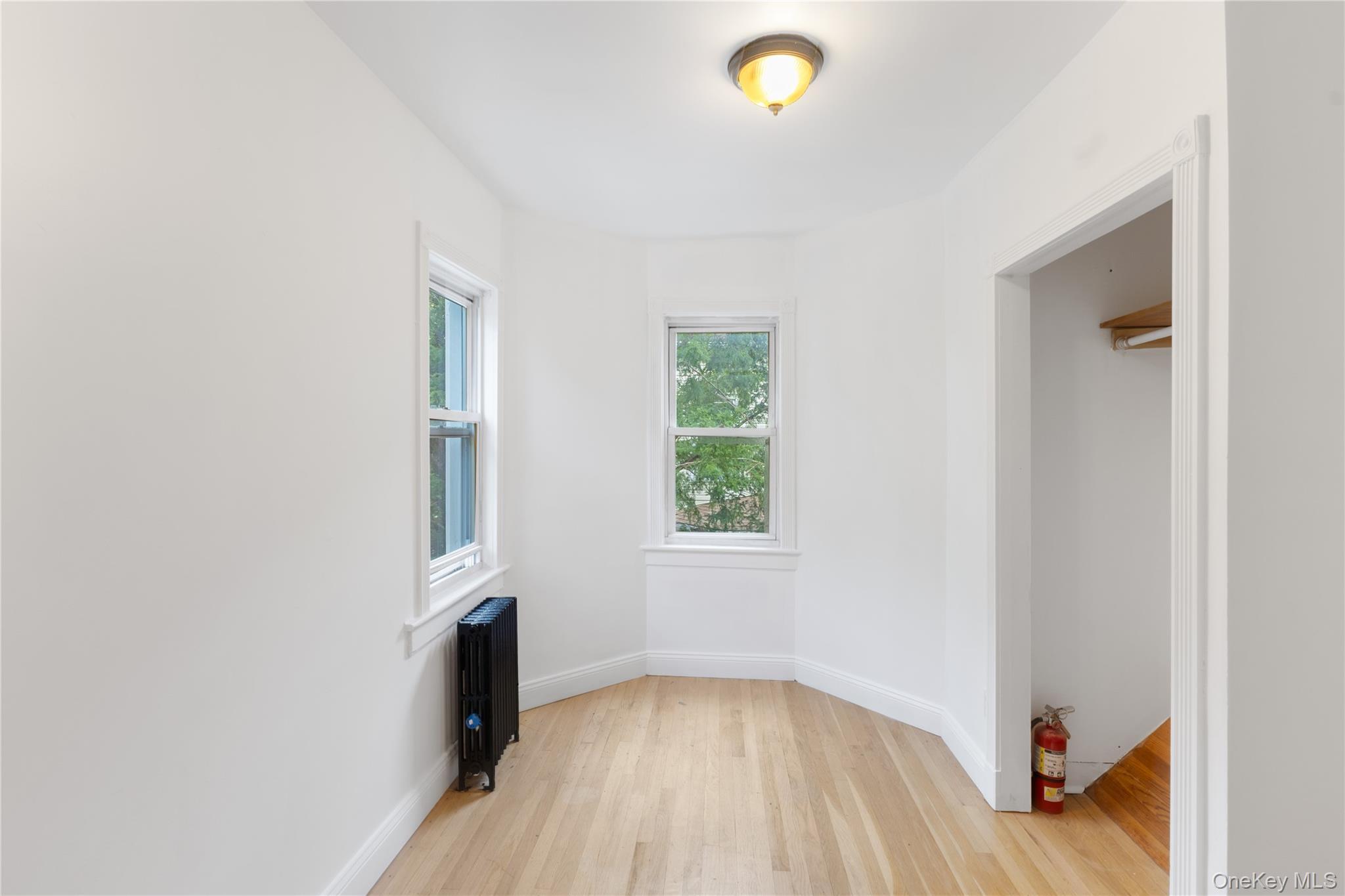Single Family Desmond  Westchester County, NY 10708, MLS-981724-8