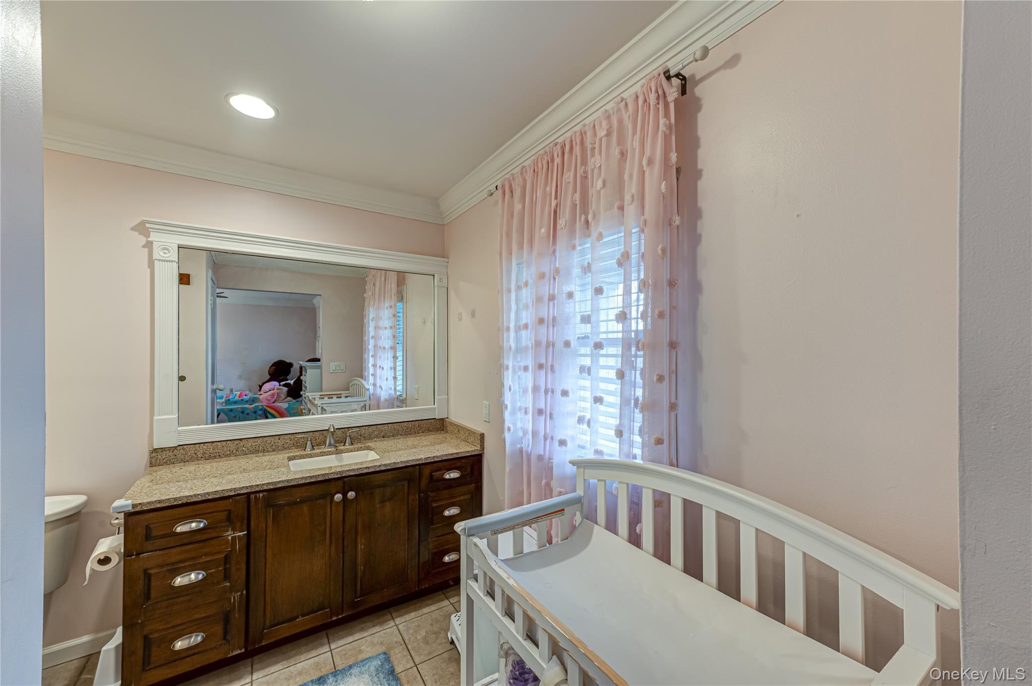 Single Family Barnsley  Suffolk County, NY 11766, MLS-981741-18