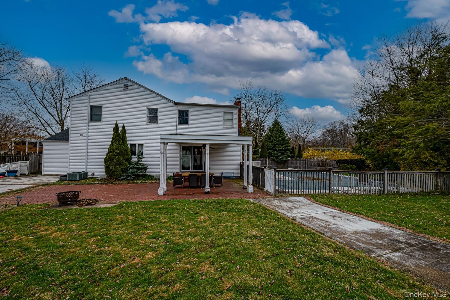 Single Family Barnsley  Suffolk County, NY 11766, MLS-981741-23