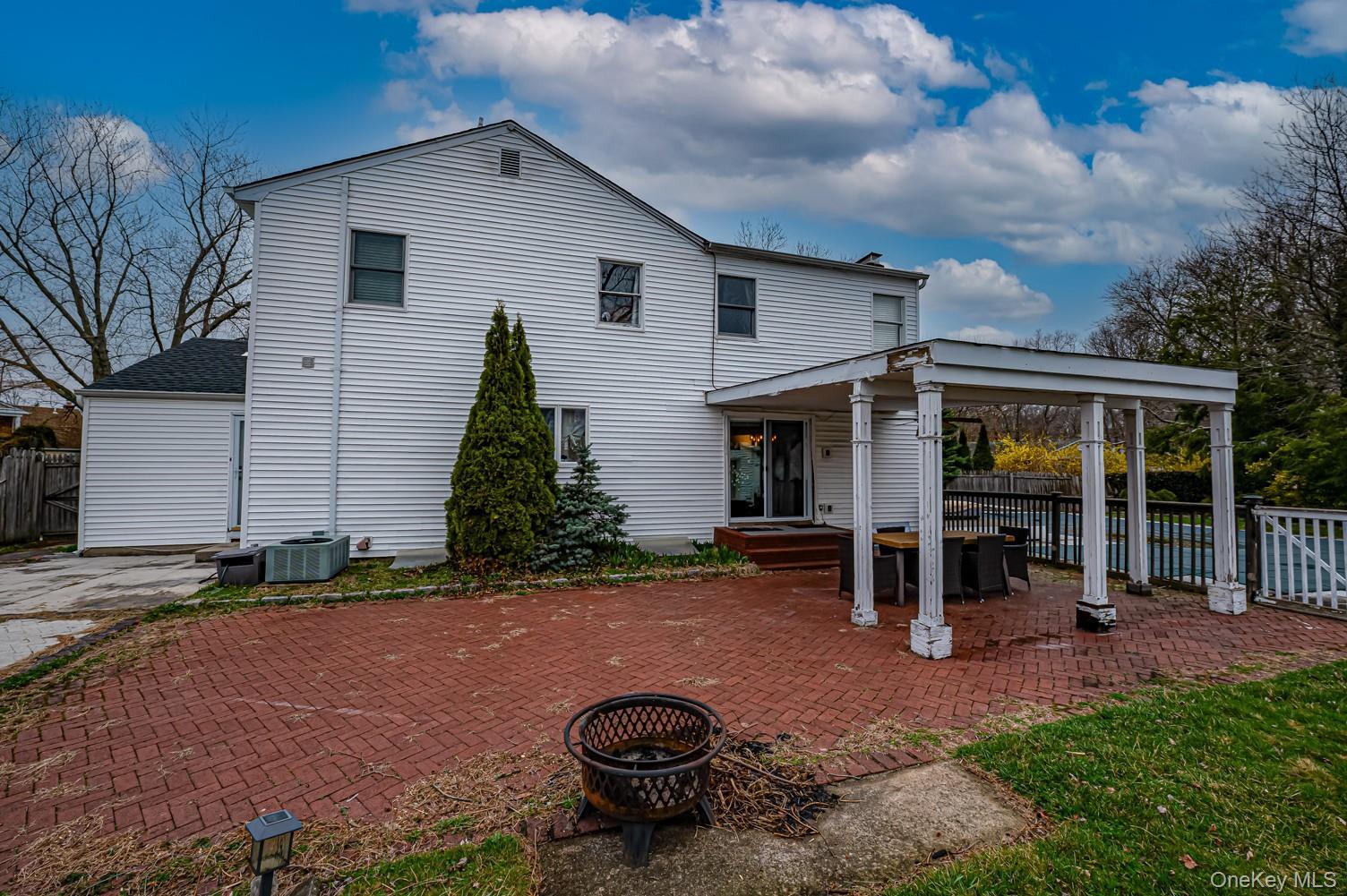 Single Family Barnsley  Suffolk County, NY 11766, MLS-981741-24