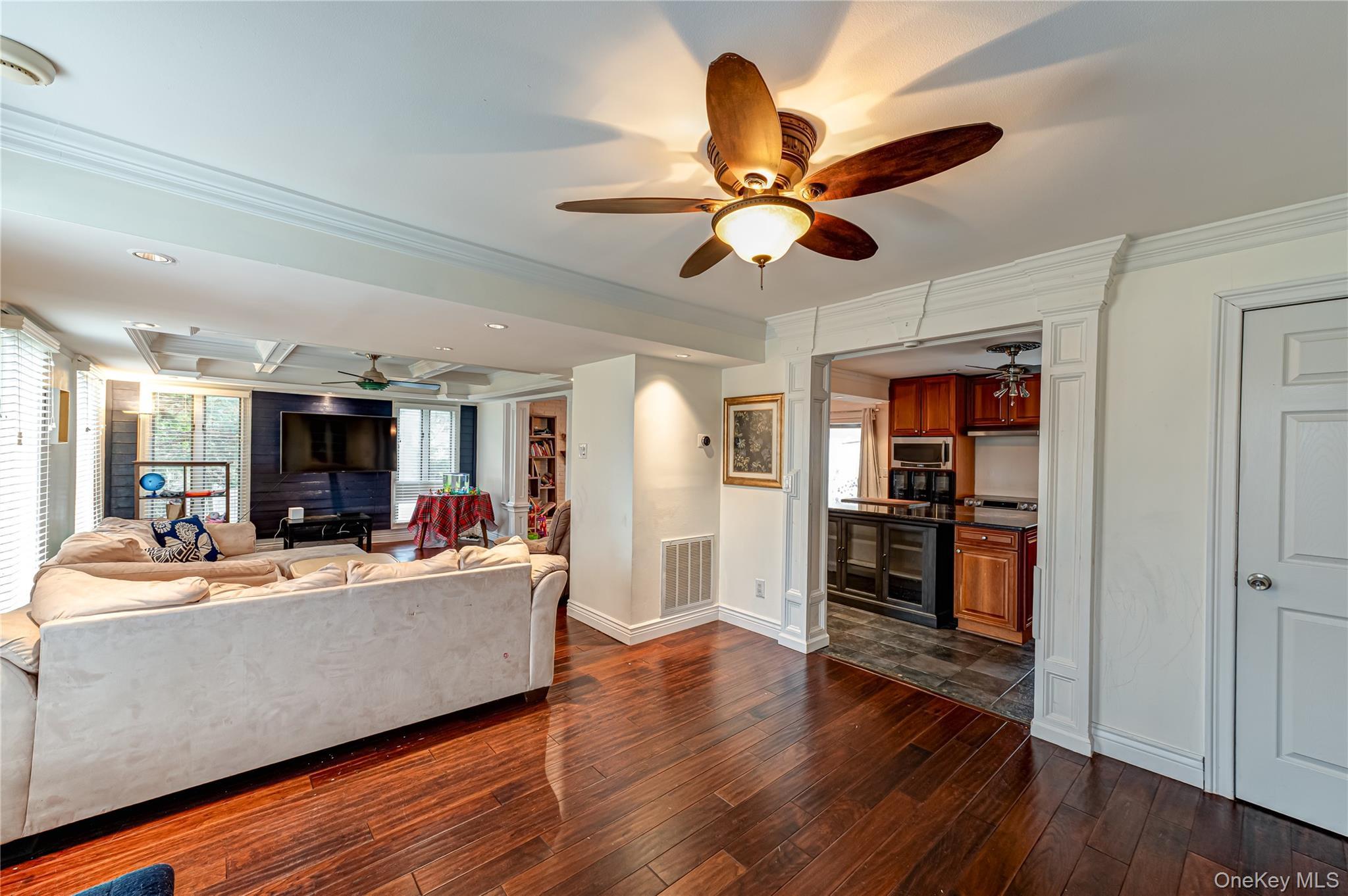 Single Family Barnsley  Suffolk County, NY 11766, MLS-981741-3