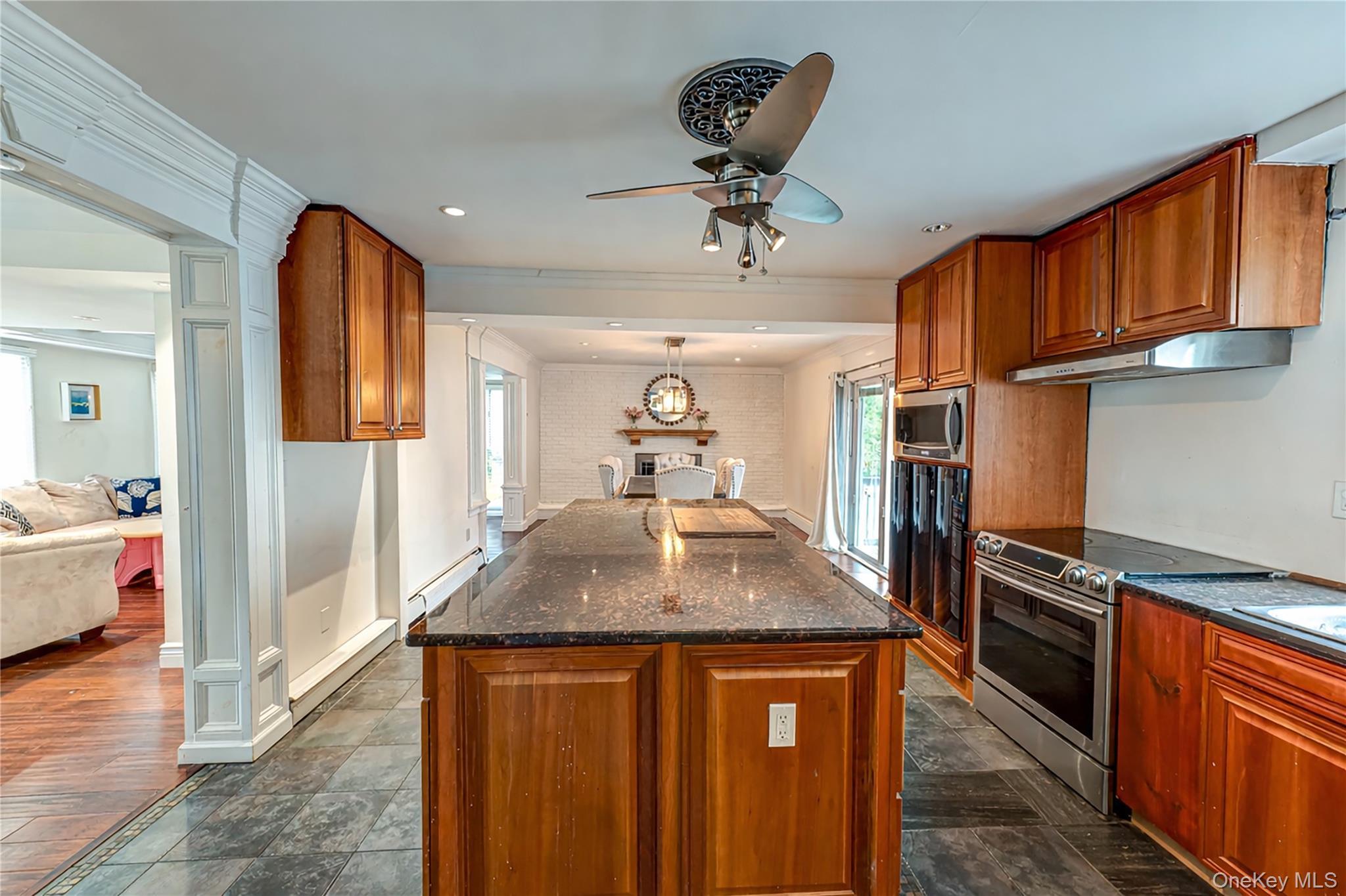 Single Family Barnsley  Suffolk County, NY 11766, MLS-981741-8