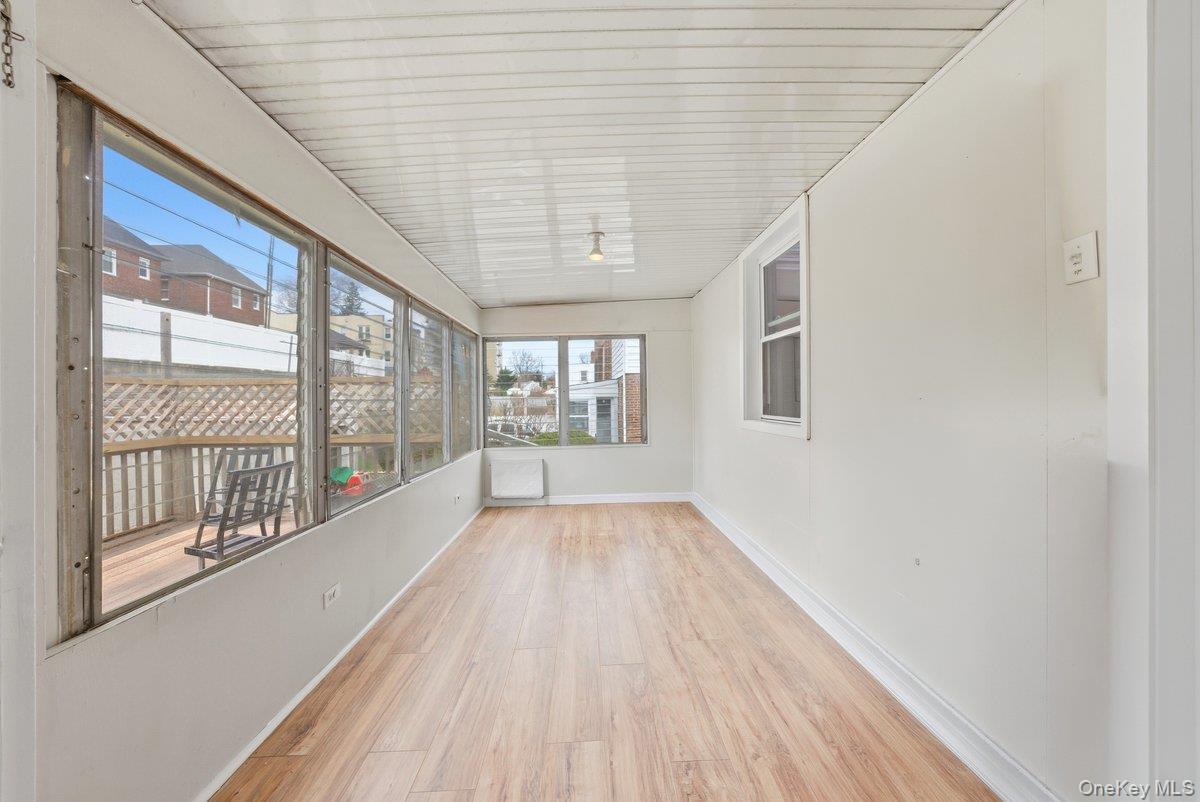 Single Family Woodlawn  Westchester County, NY 10704, MLS-981752-19