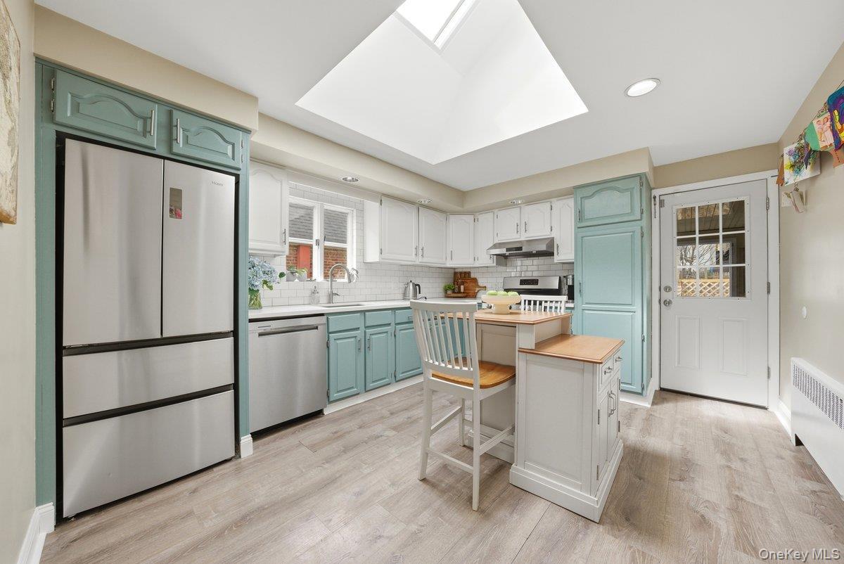 Single Family Woodlawn  Westchester County, NY 10704, MLS-981752-4