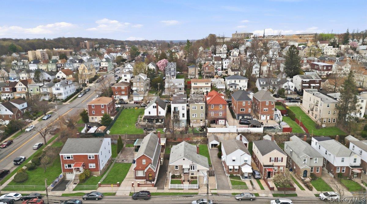 Single Family Woodlawn  Westchester County, NY 10704, MLS-981752-48