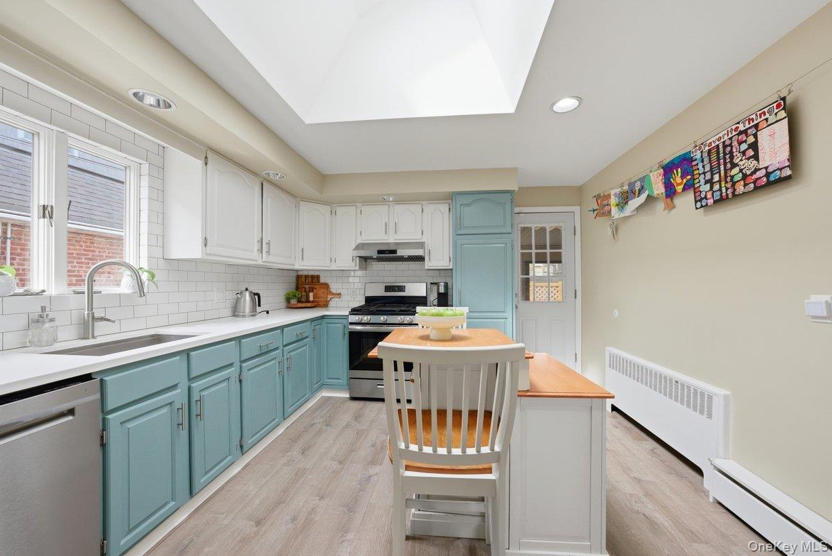 Single Family Woodlawn  Westchester County, NY 10704, MLS-981752-5