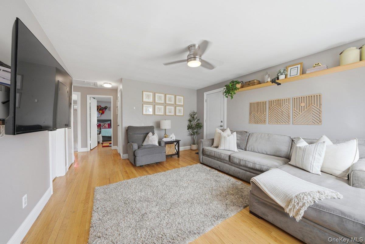 Single Family Woodlawn  Westchester County, NY 10704, MLS-981752-7