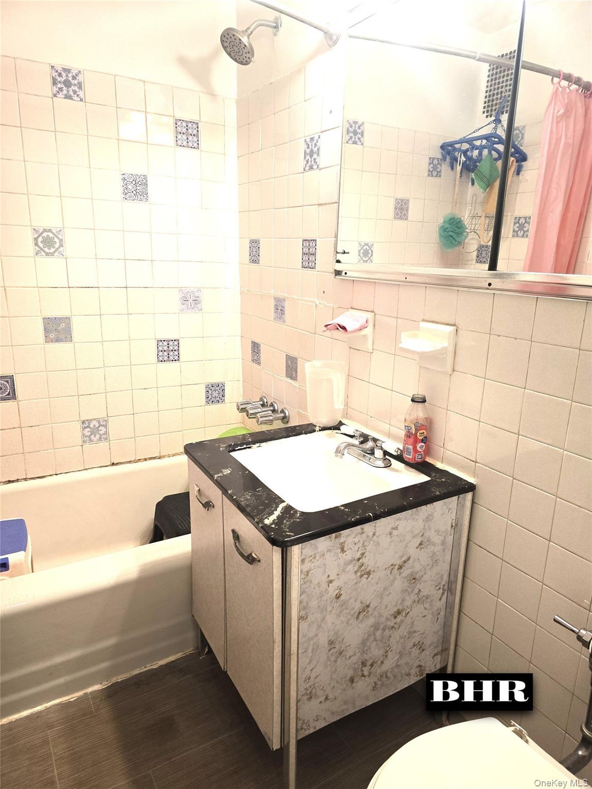 Coop Homecrest  Brooklyn, NY 11235, MLS-981759-8