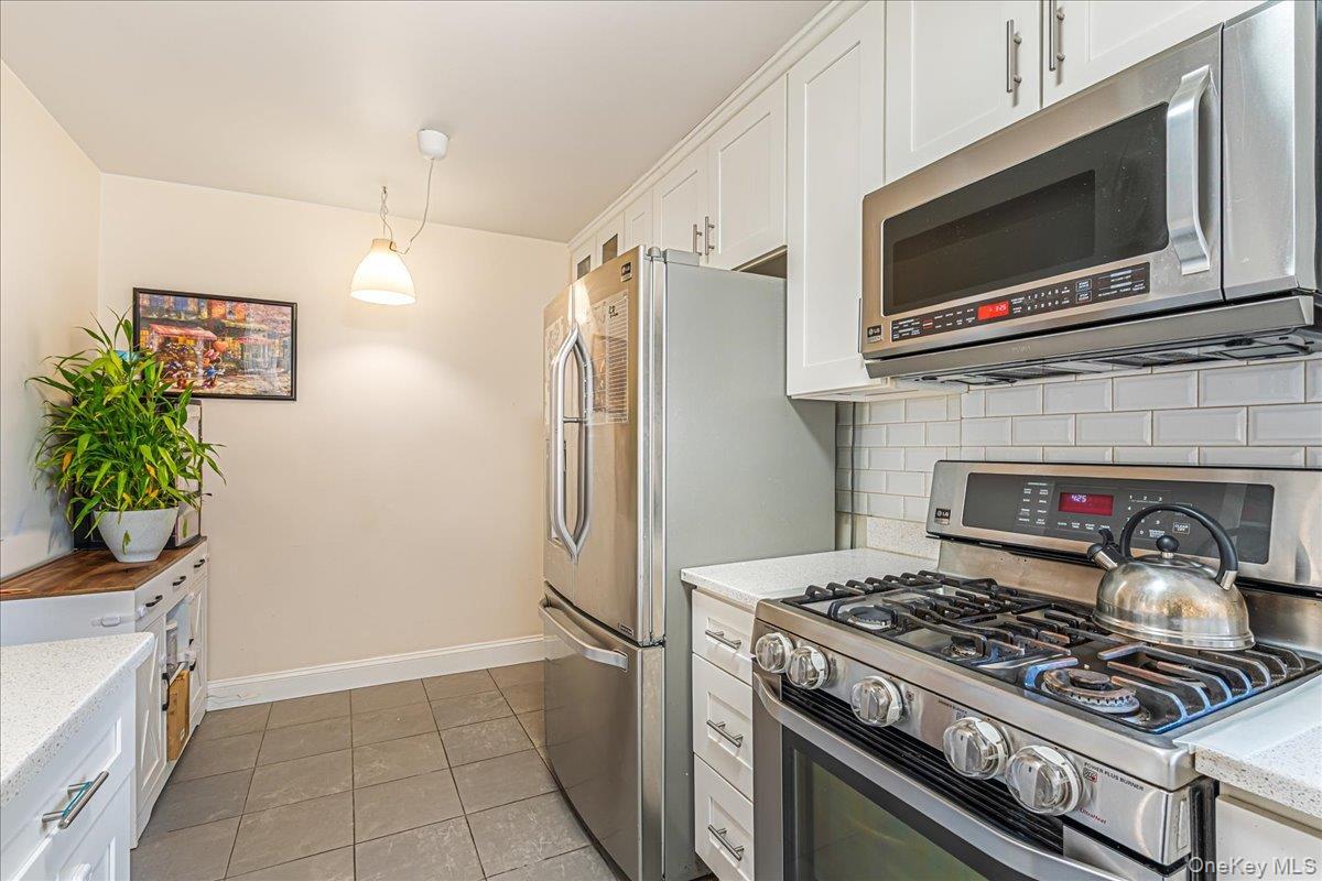 Coop Melbourne  Queens, NY 11367, MLS-981778-12