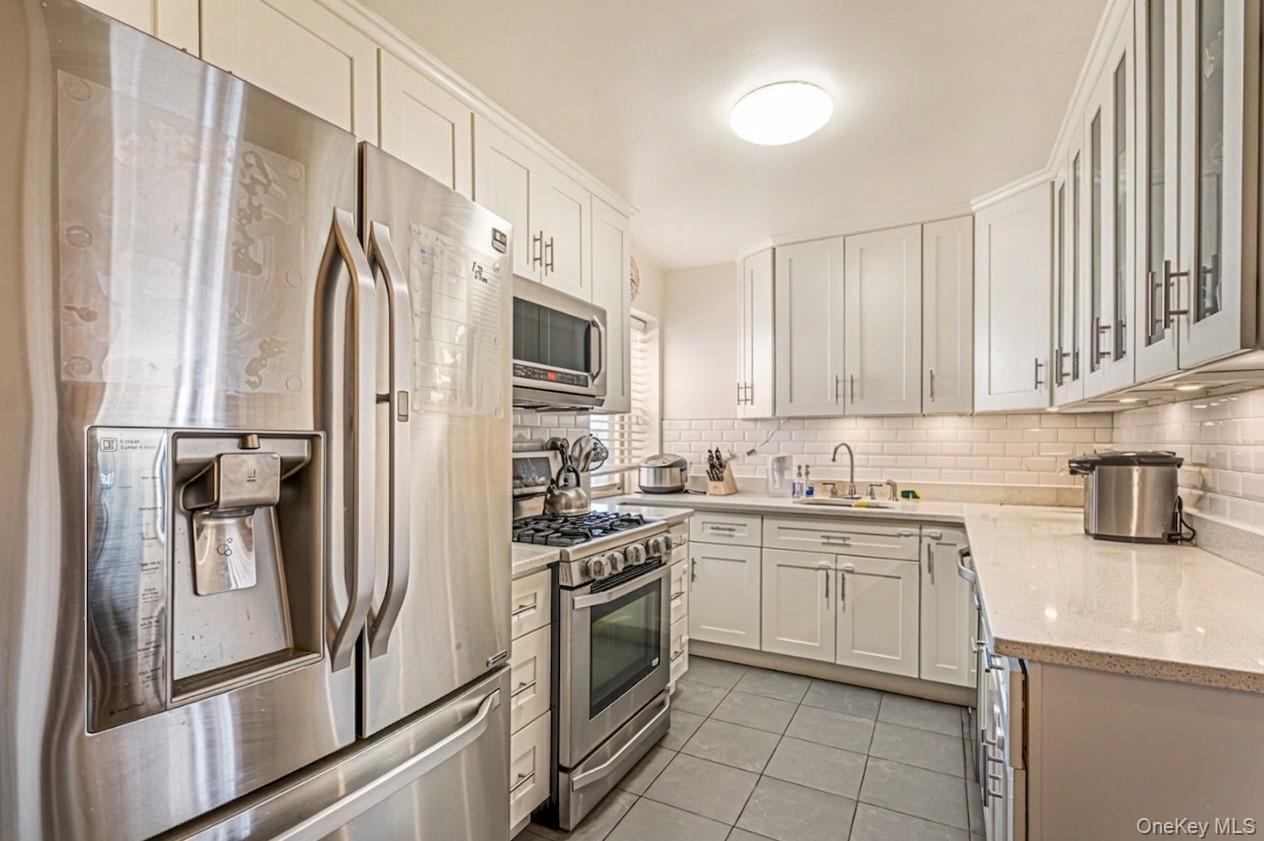 Coop Melbourne  Queens, NY 11367, MLS-981778-13