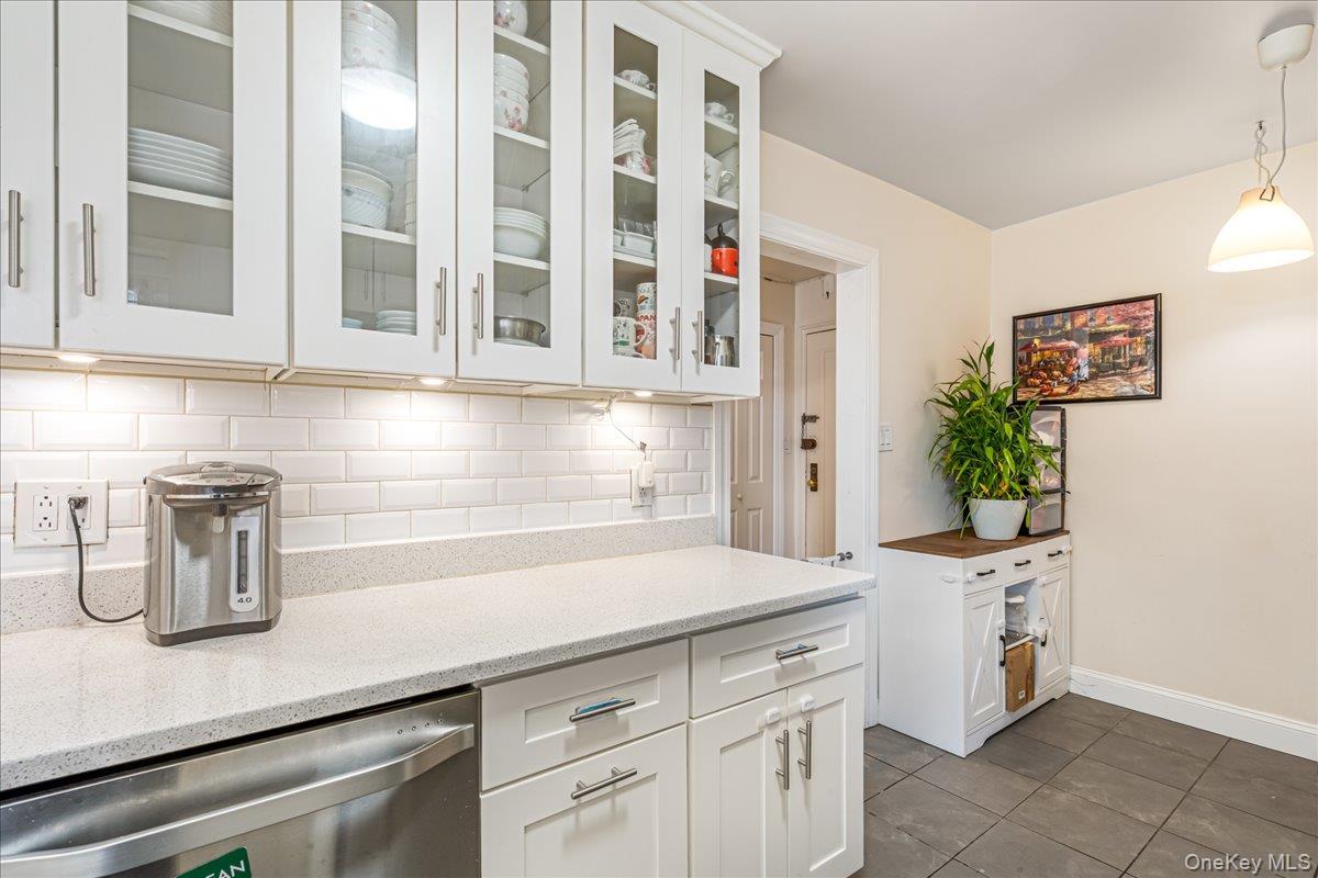 Coop Melbourne  Queens, NY 11367, MLS-981778-17