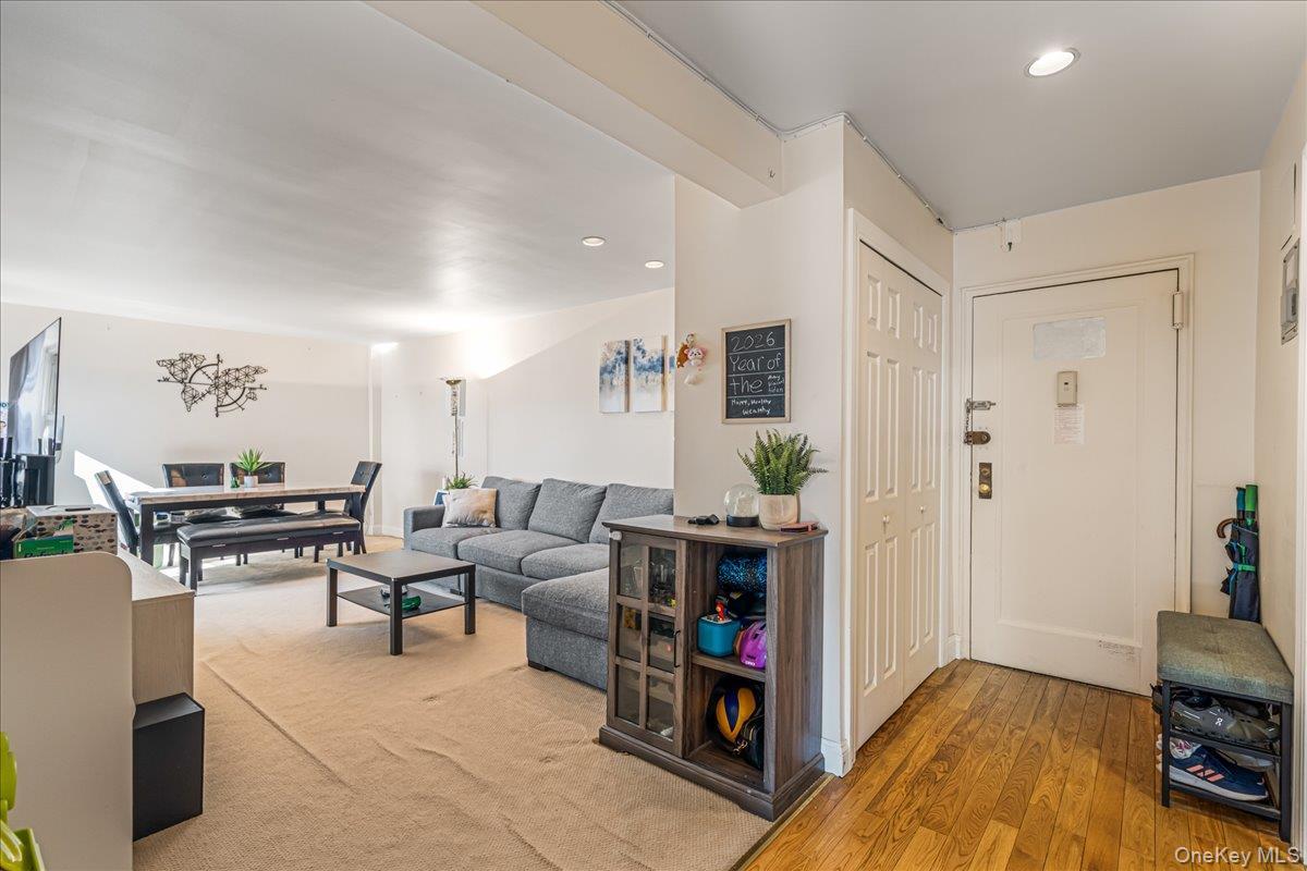 Coop Melbourne  Queens, NY 11367, MLS-981778-6