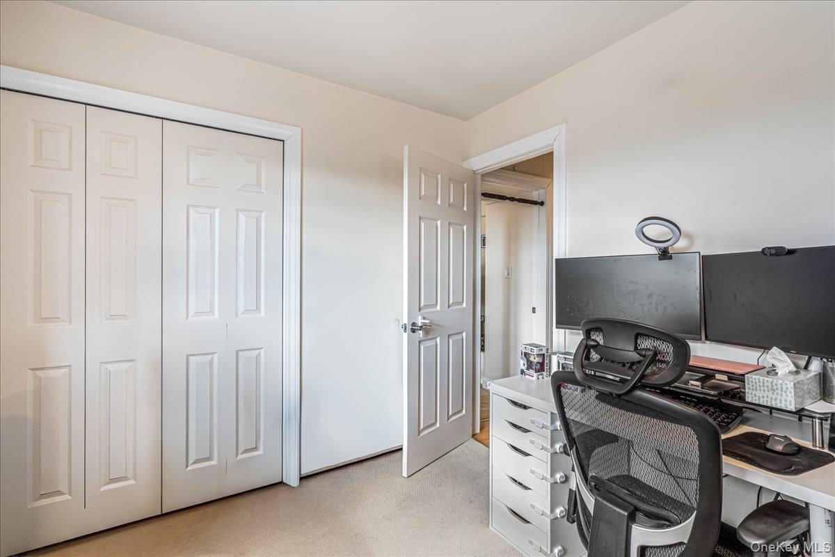 Coop Melbourne  Queens, NY 11367, MLS-981778-8