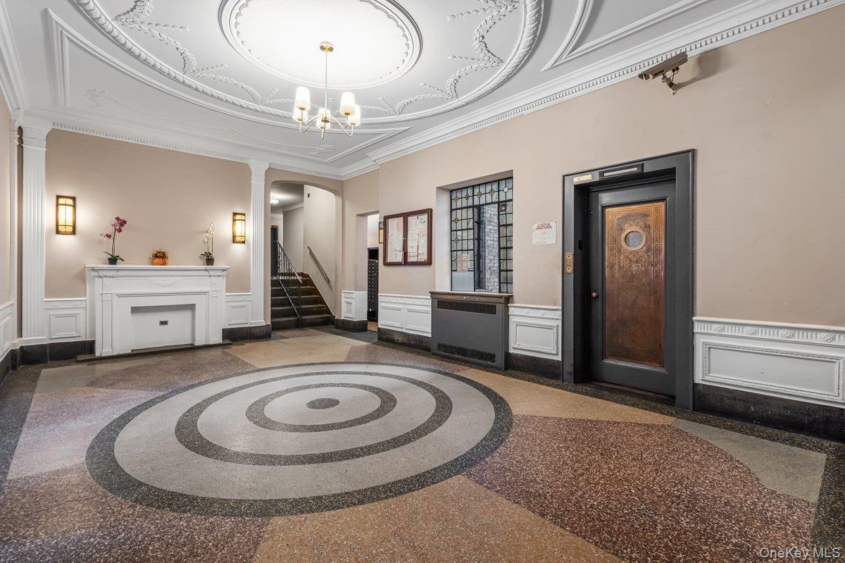 Condo Ithaca  Queens, NY 11373, MLS-981790-14