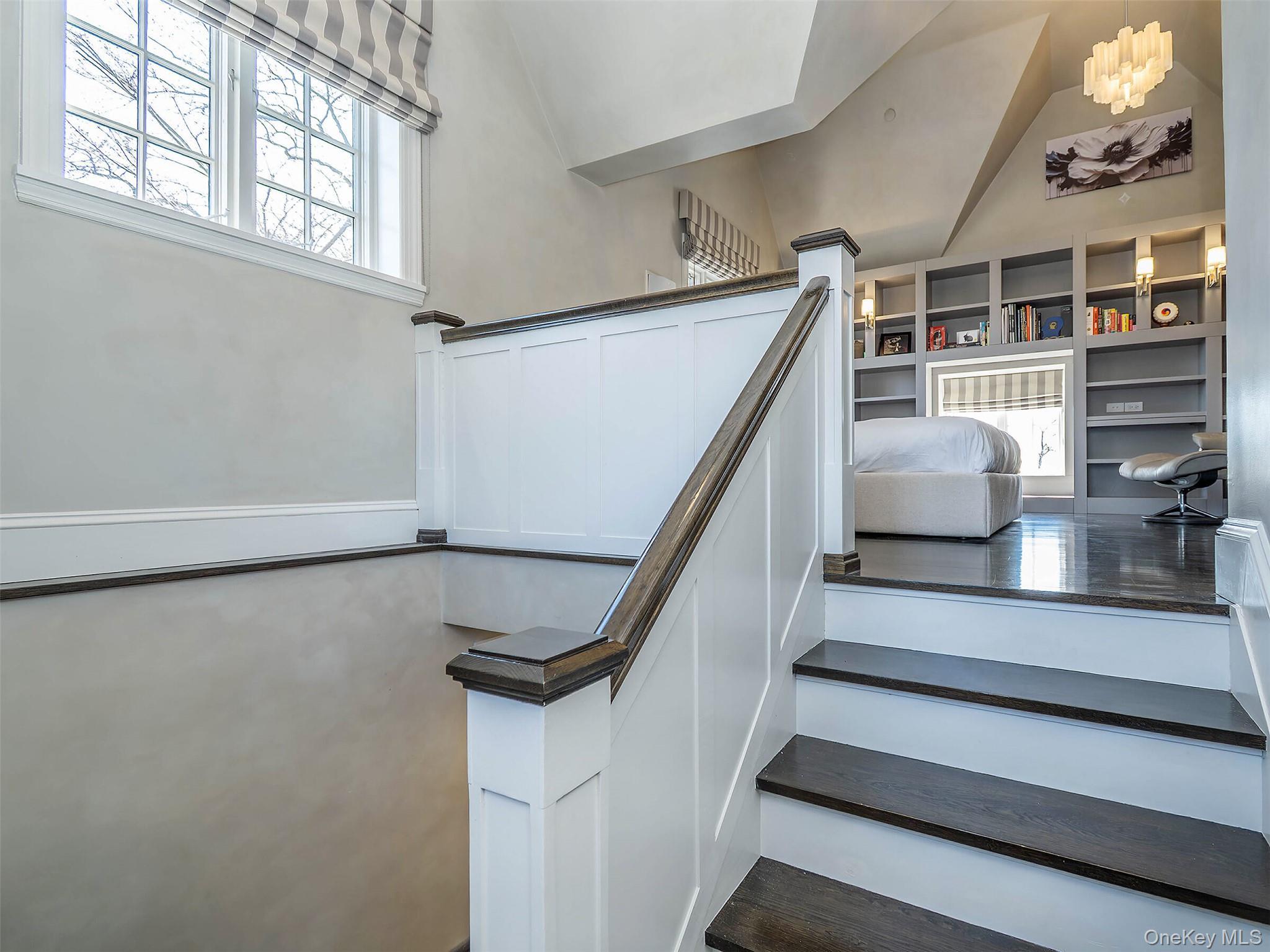 Condo Estate  Nassau County, NY 11577, MLS-981793-27