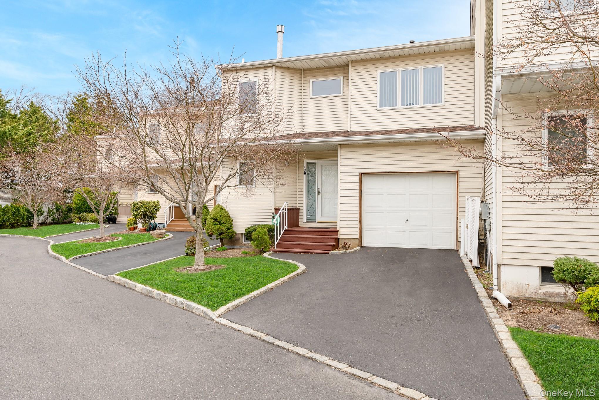 Condo Atlantic Nassau County, NY 11572, MLS-981808-2