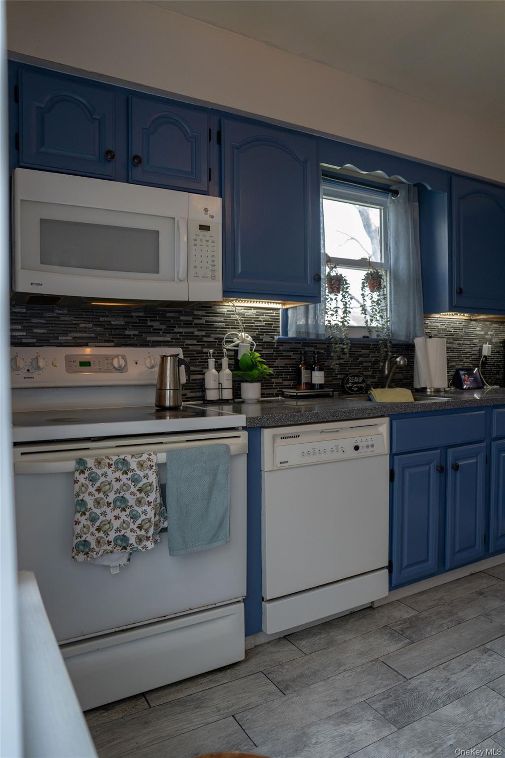 Single Family Merrywood  Dutchess County, NY 12590, MLS-981834-10