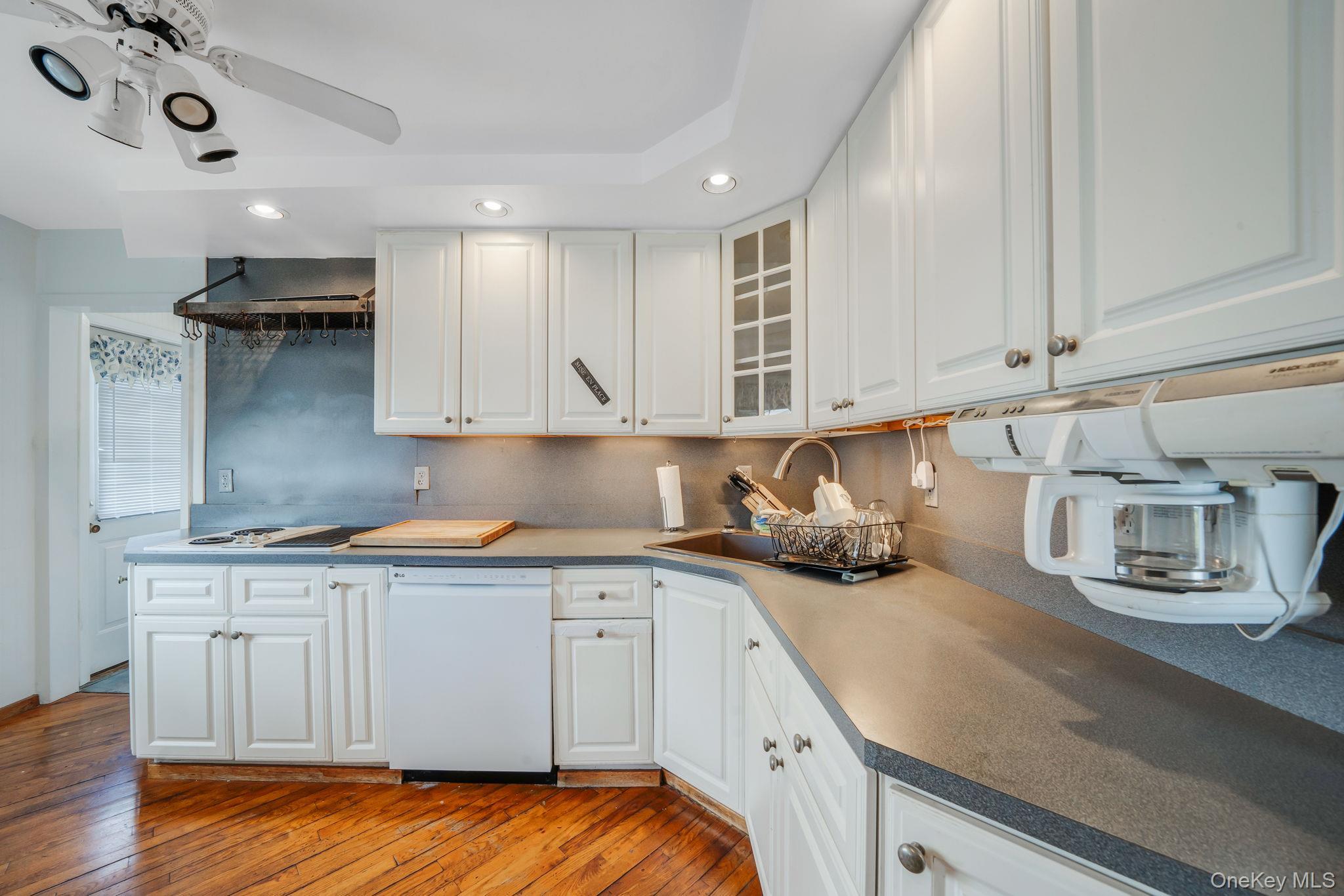 Single Family Wexford  Suffolk County, NY 11769, MLS-981854-10