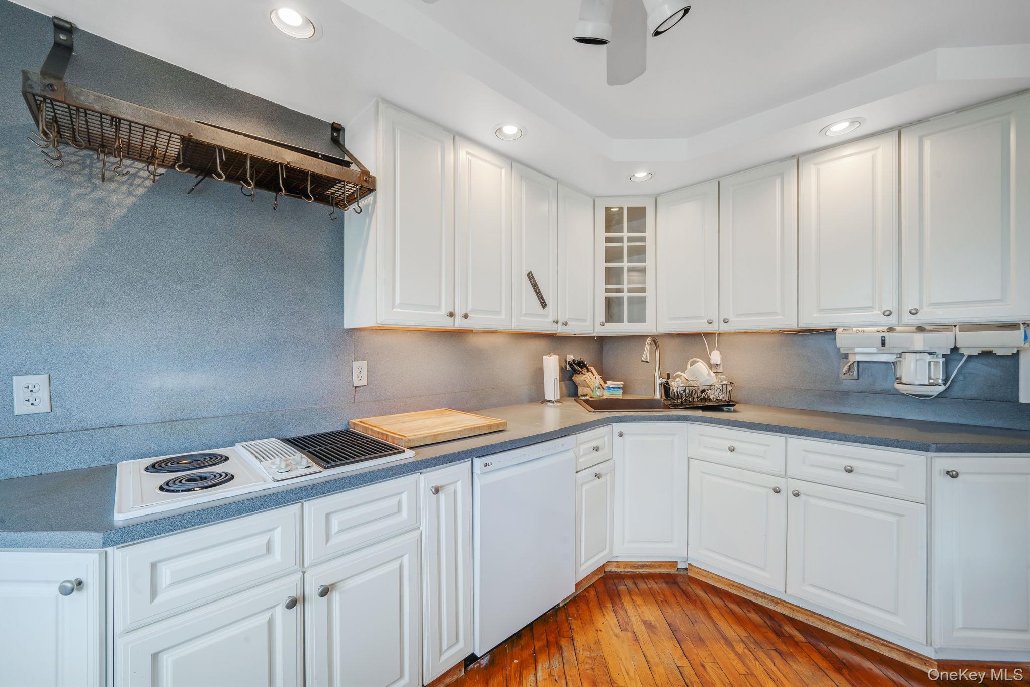 Single Family Wexford  Suffolk County, NY 11769, MLS-981854-12