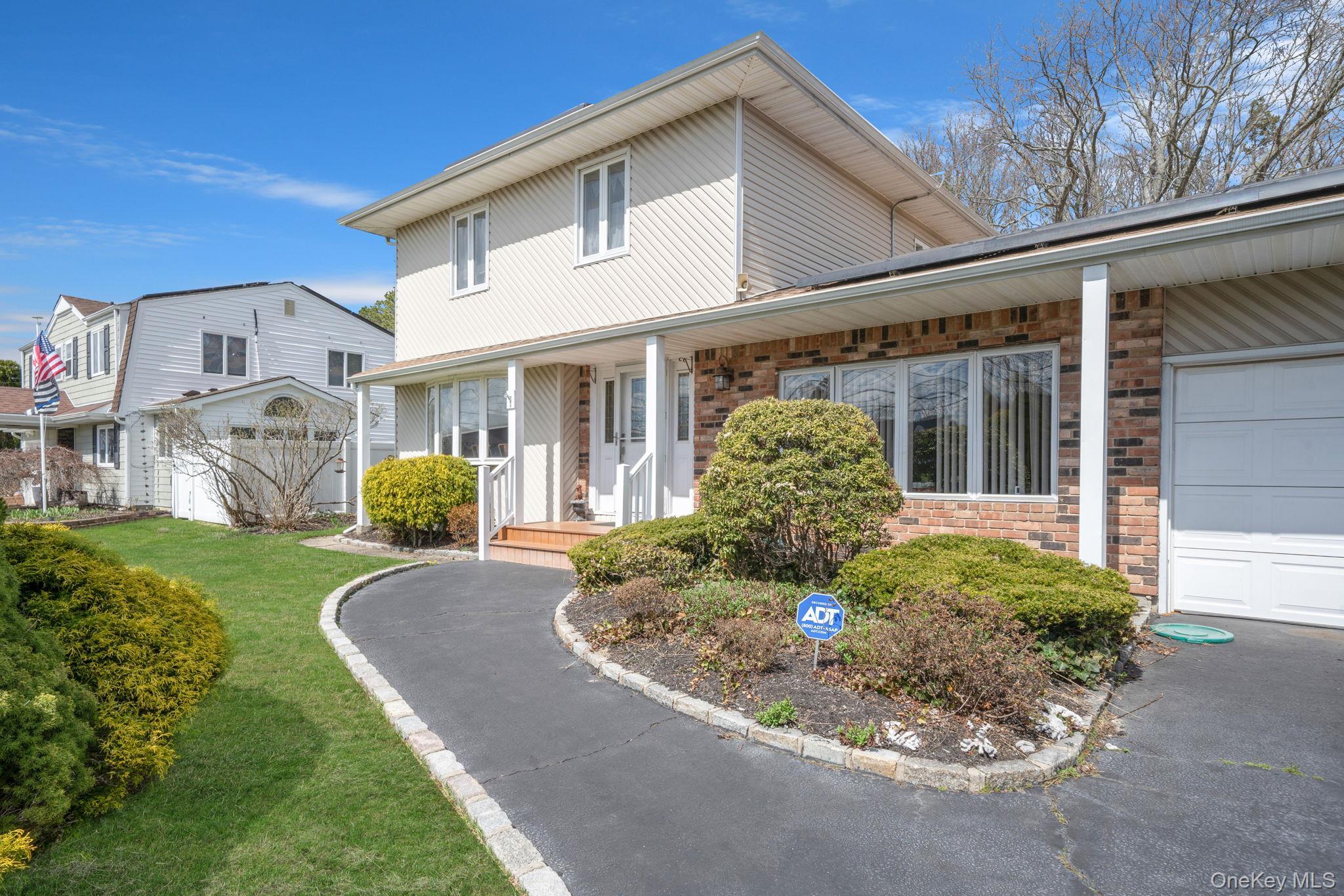 Single Family Wexford  Suffolk County, NY 11769, MLS-981854-4