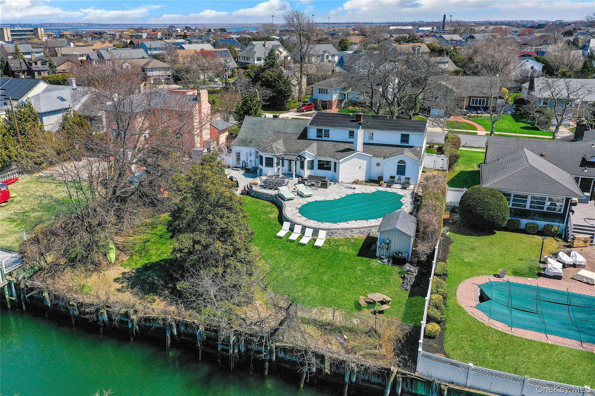 Single Family Blackheath Road Nassau County, NY 11561, MLS-981905-44