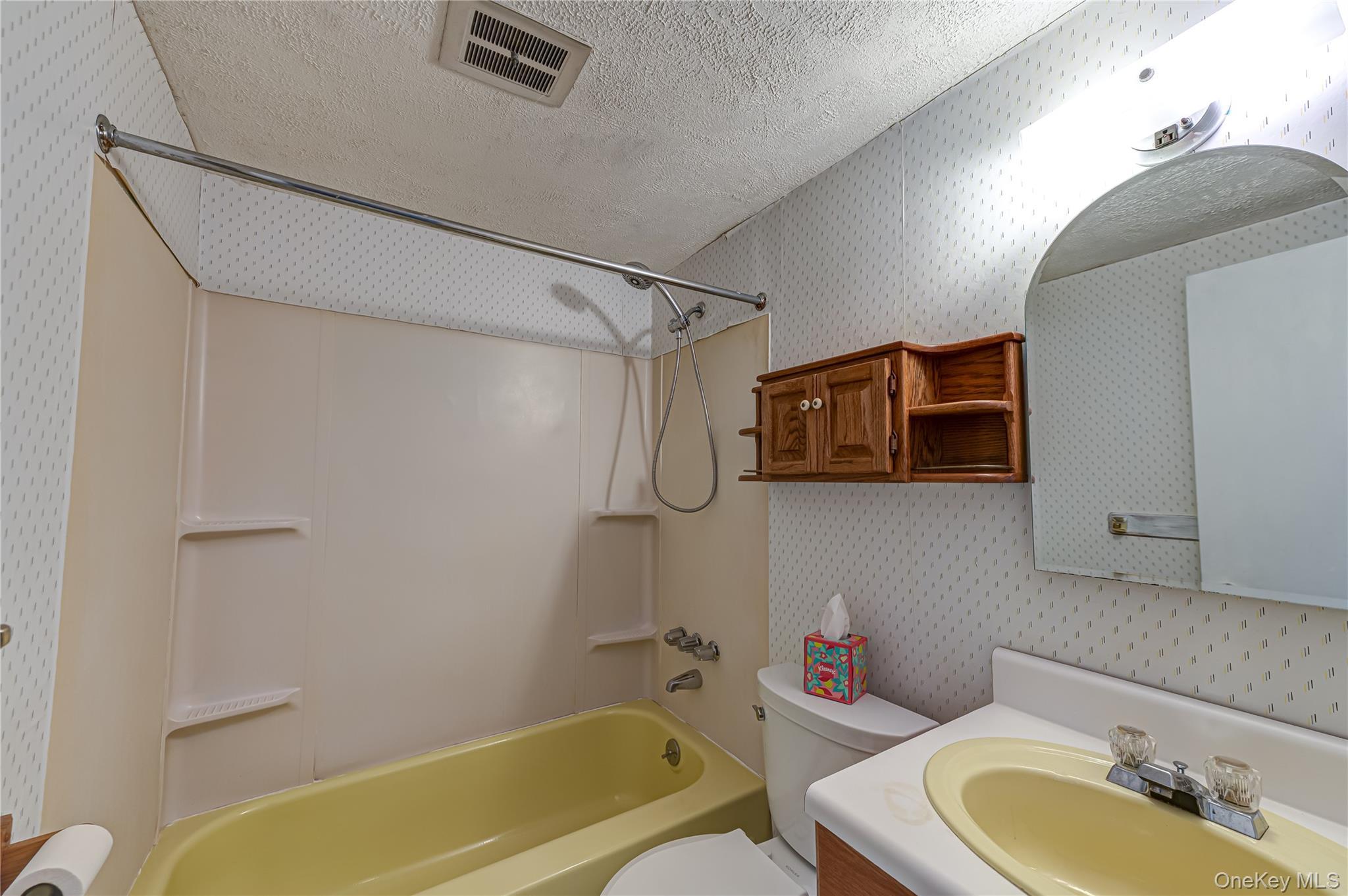 Single Family Jenny  Suffolk County, NY 11742, MLS-981909-27