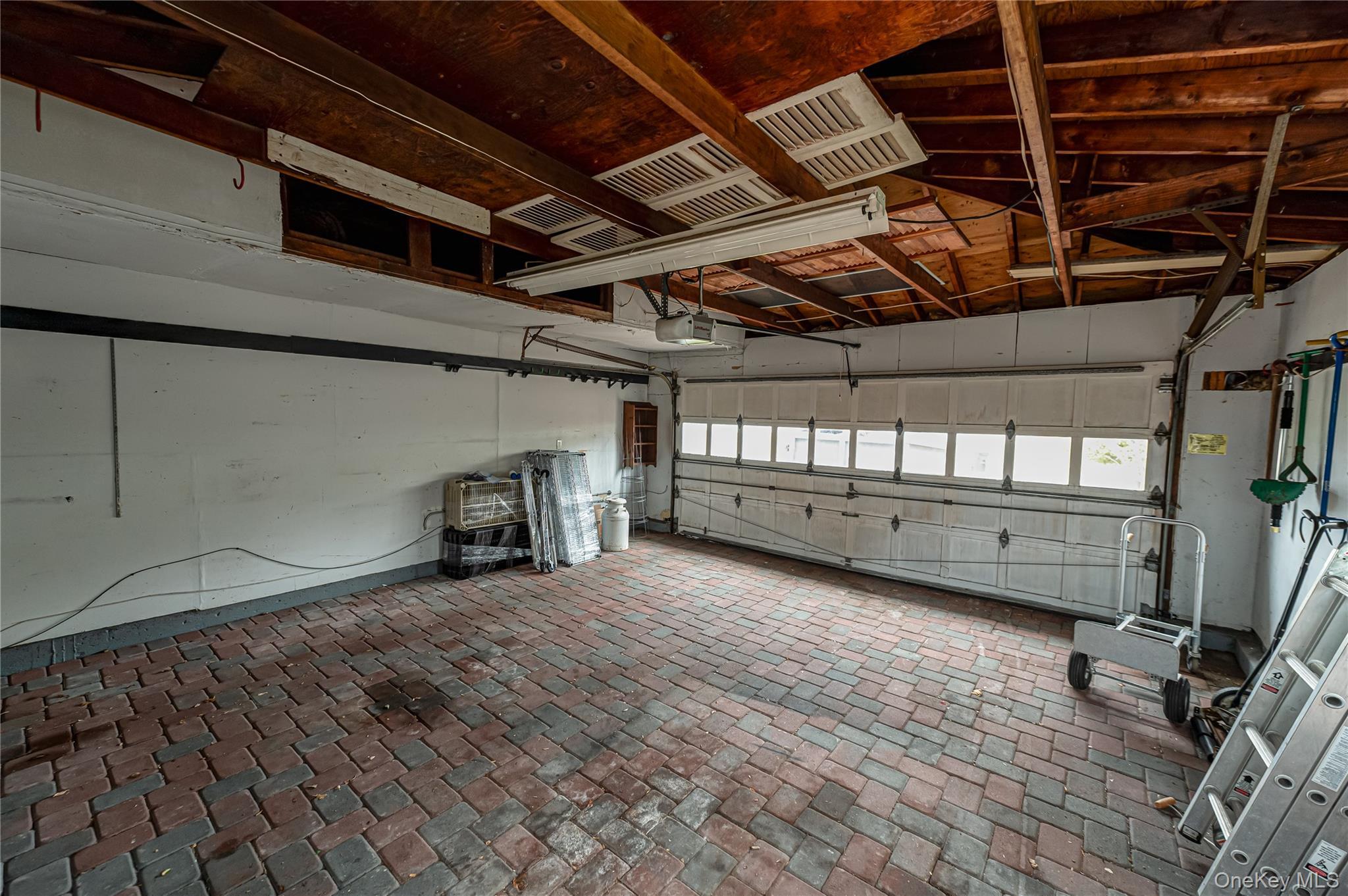 Single Family Jenny  Suffolk County, NY 11742, MLS-981909-30