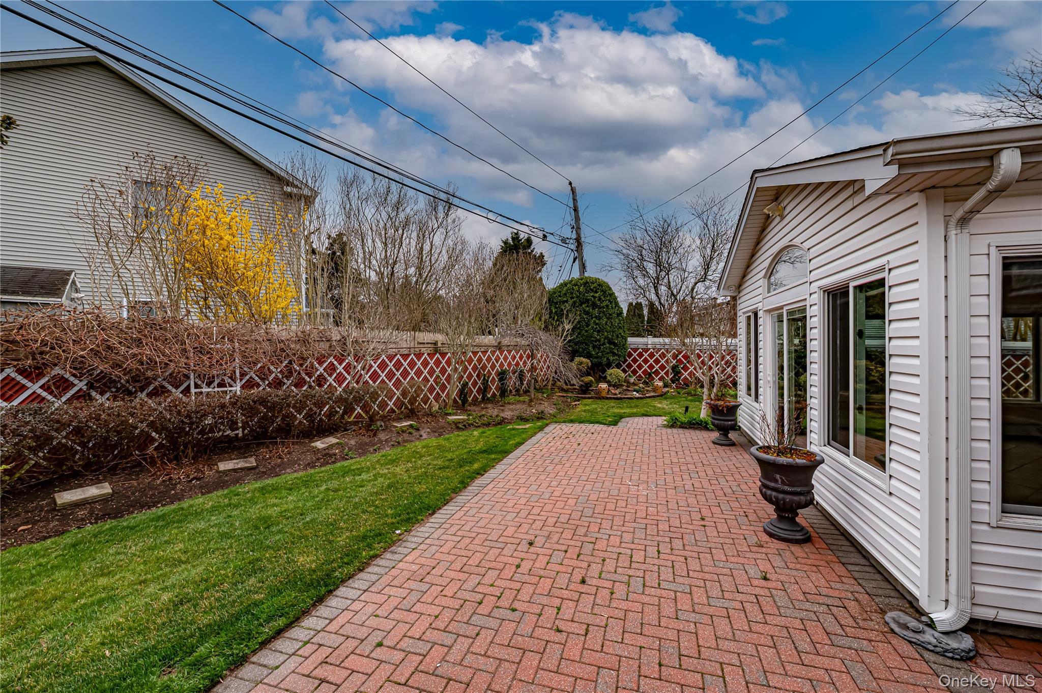 Single Family Jenny  Suffolk County, NY 11742, MLS-981909-32