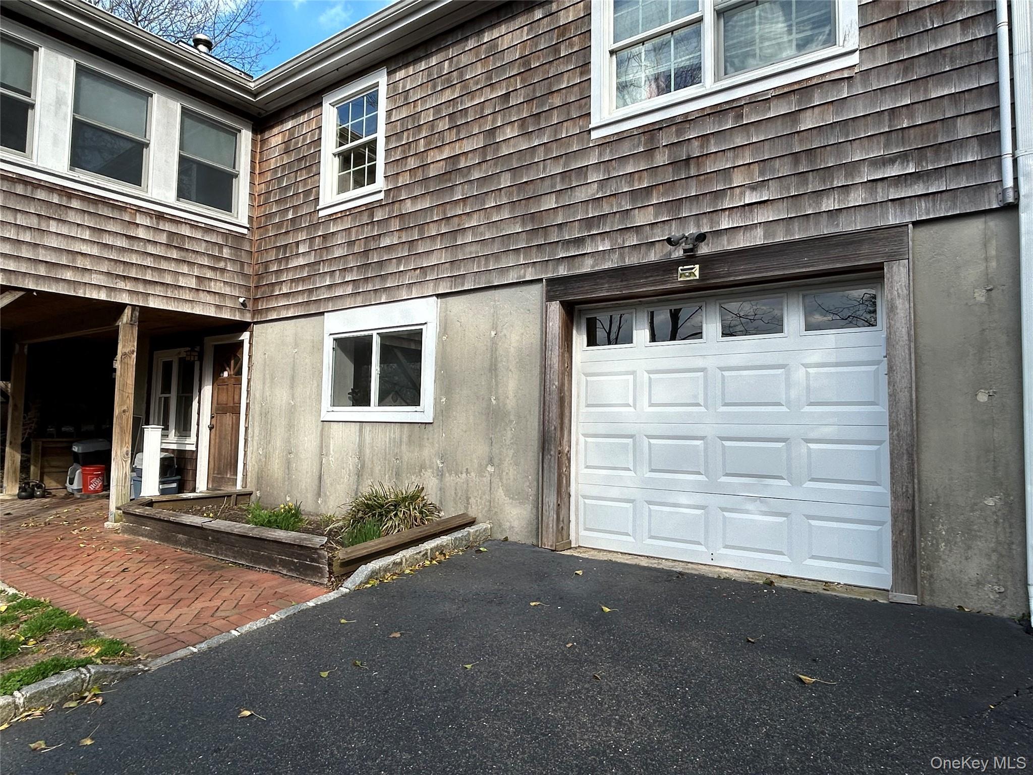 Single Family Clubhouse  Suffolk County, NY 11778, MLS-981918-24