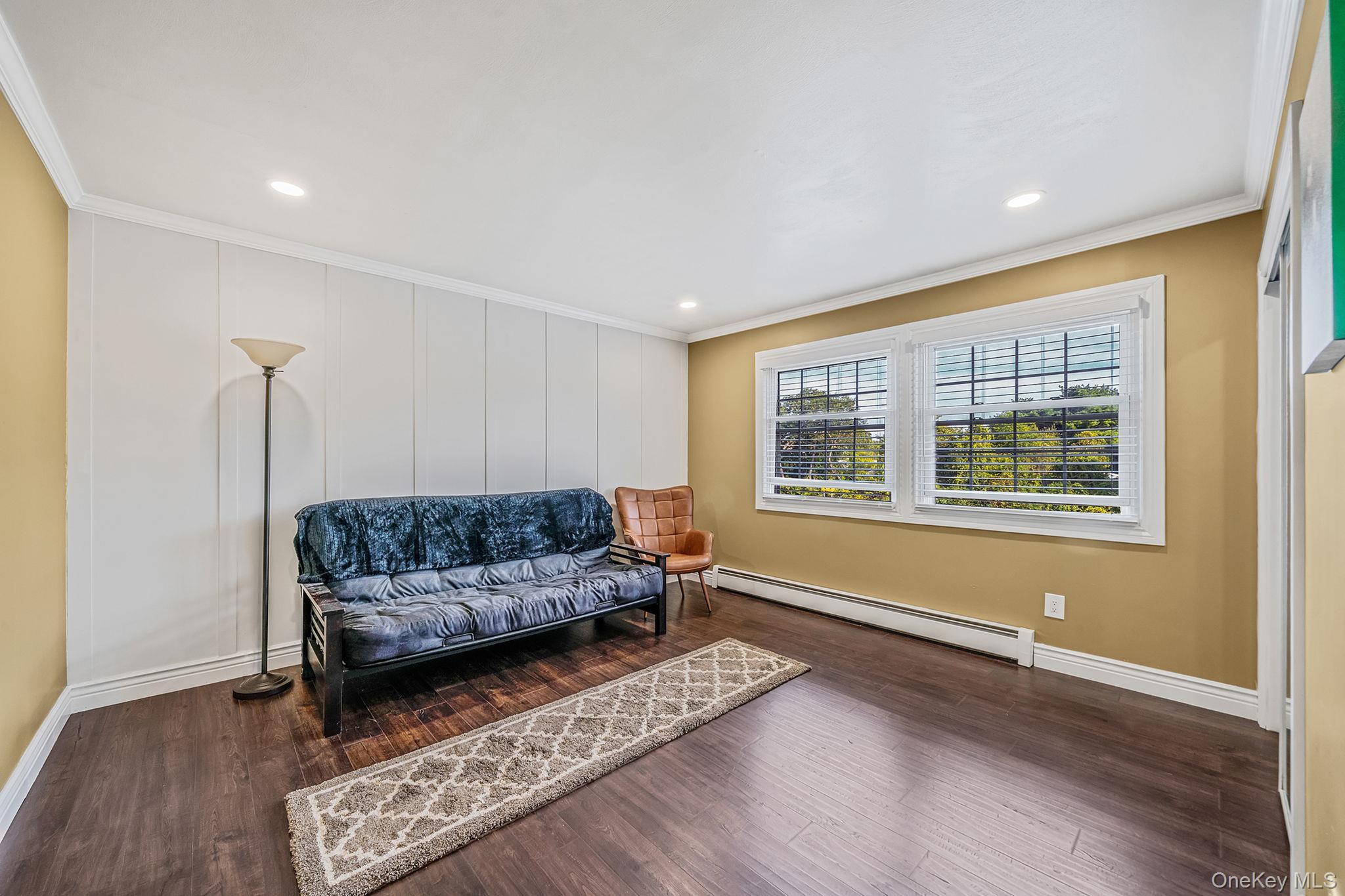 Single Family Woodside  Suffolk County, NY 11713, MLS-981920-18