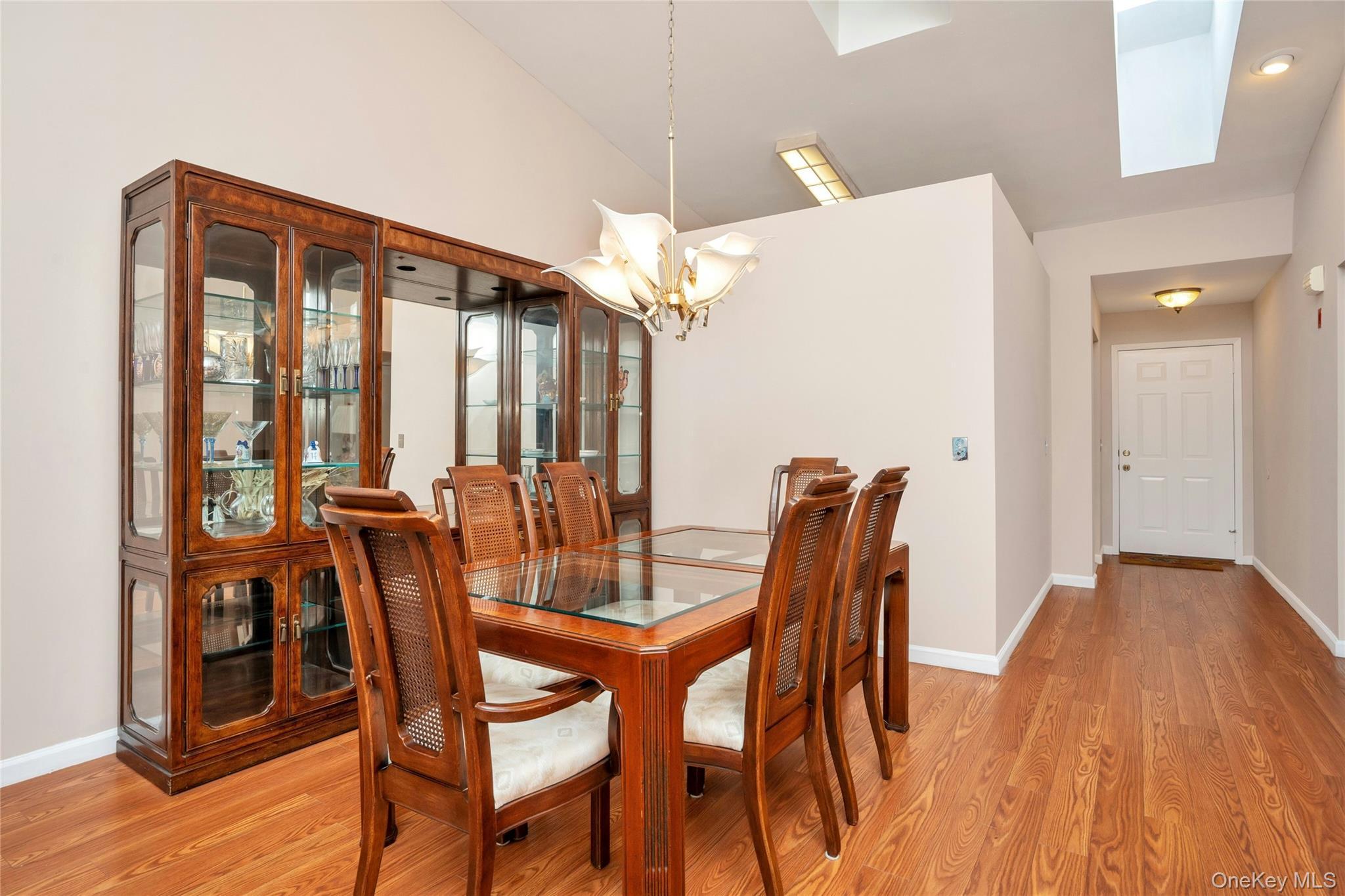 Condo Birchwood Park Suffolk County, NY 11953, MLS-981925-3