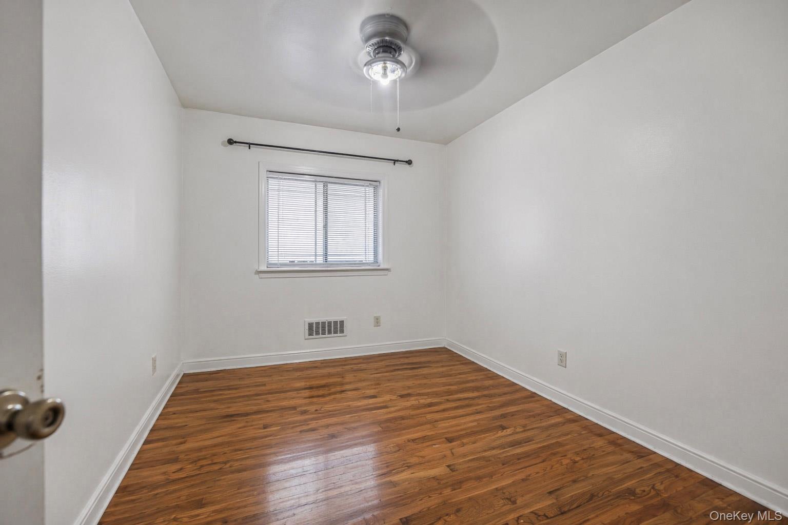 Single Family Harper  Bronx, NY 10466, MLS-981930-13