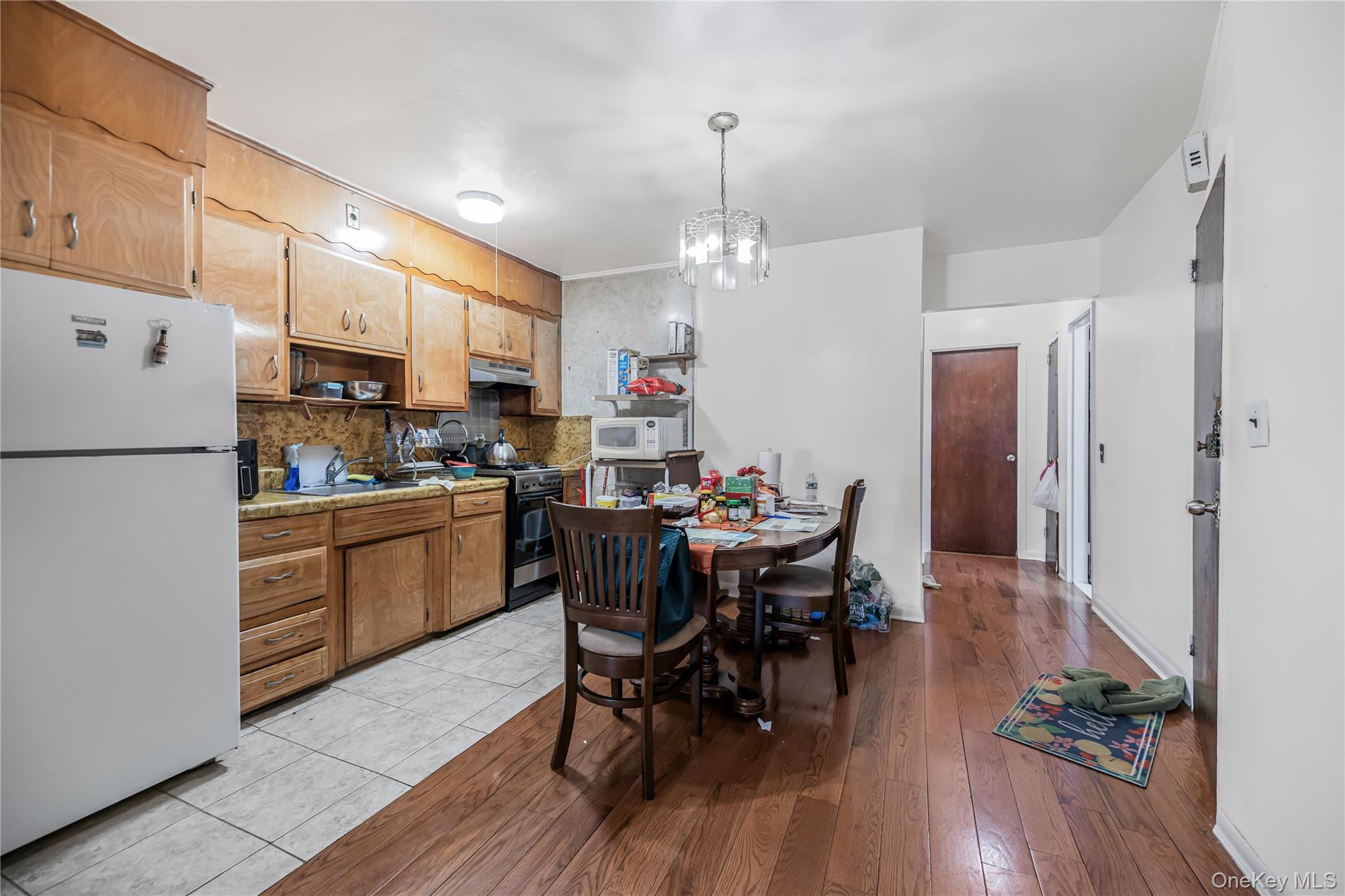 Single Family Harper  Bronx, NY 10466, MLS-981930-16