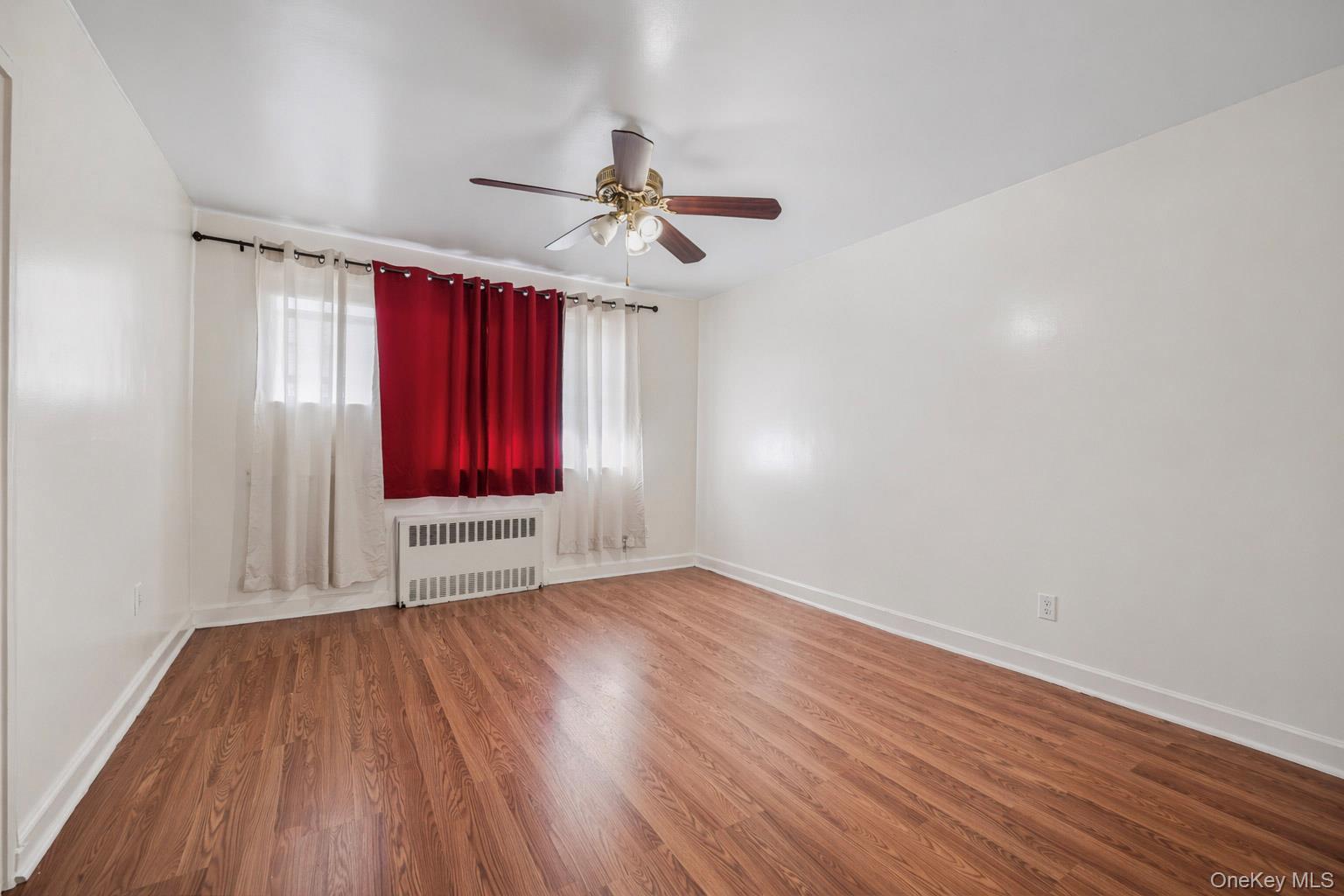 Single Family Harper  Bronx, NY 10466, MLS-981930-17