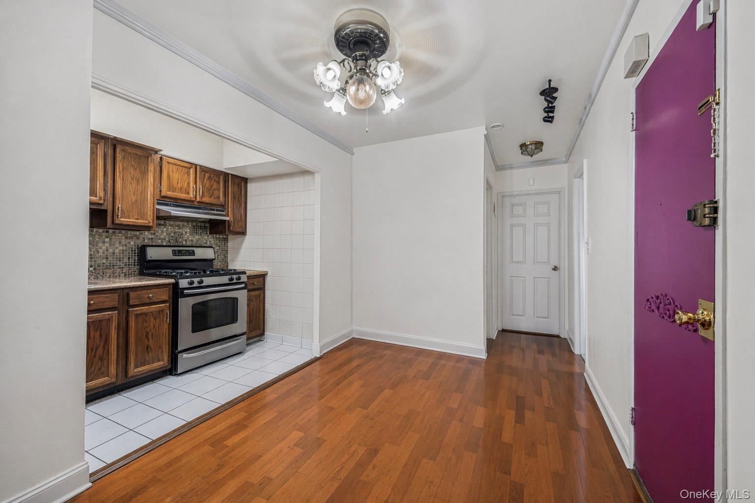 Single Family Harper  Bronx, NY 10466, MLS-981930-3