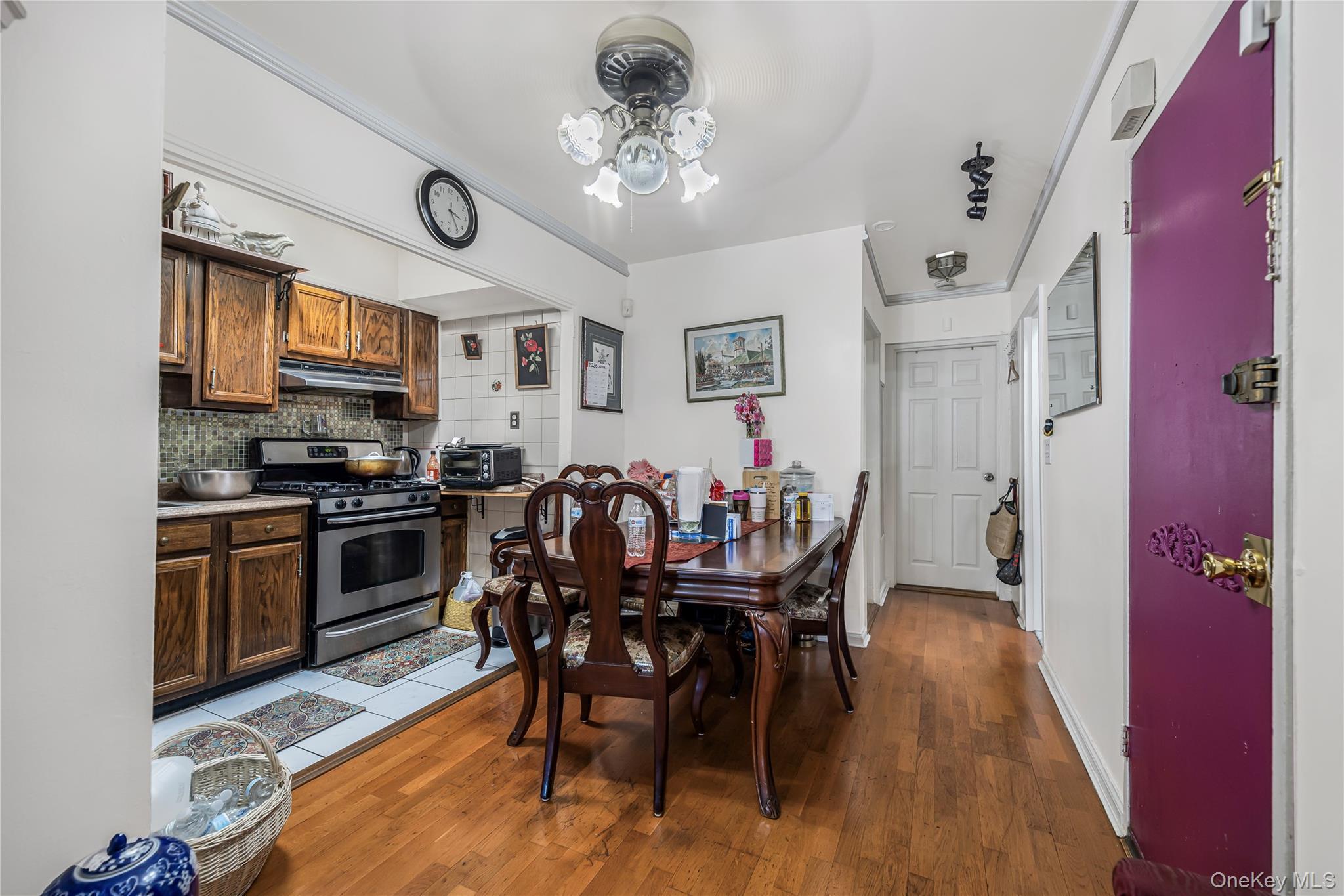 Single Family Harper  Bronx, NY 10466, MLS-981930-4