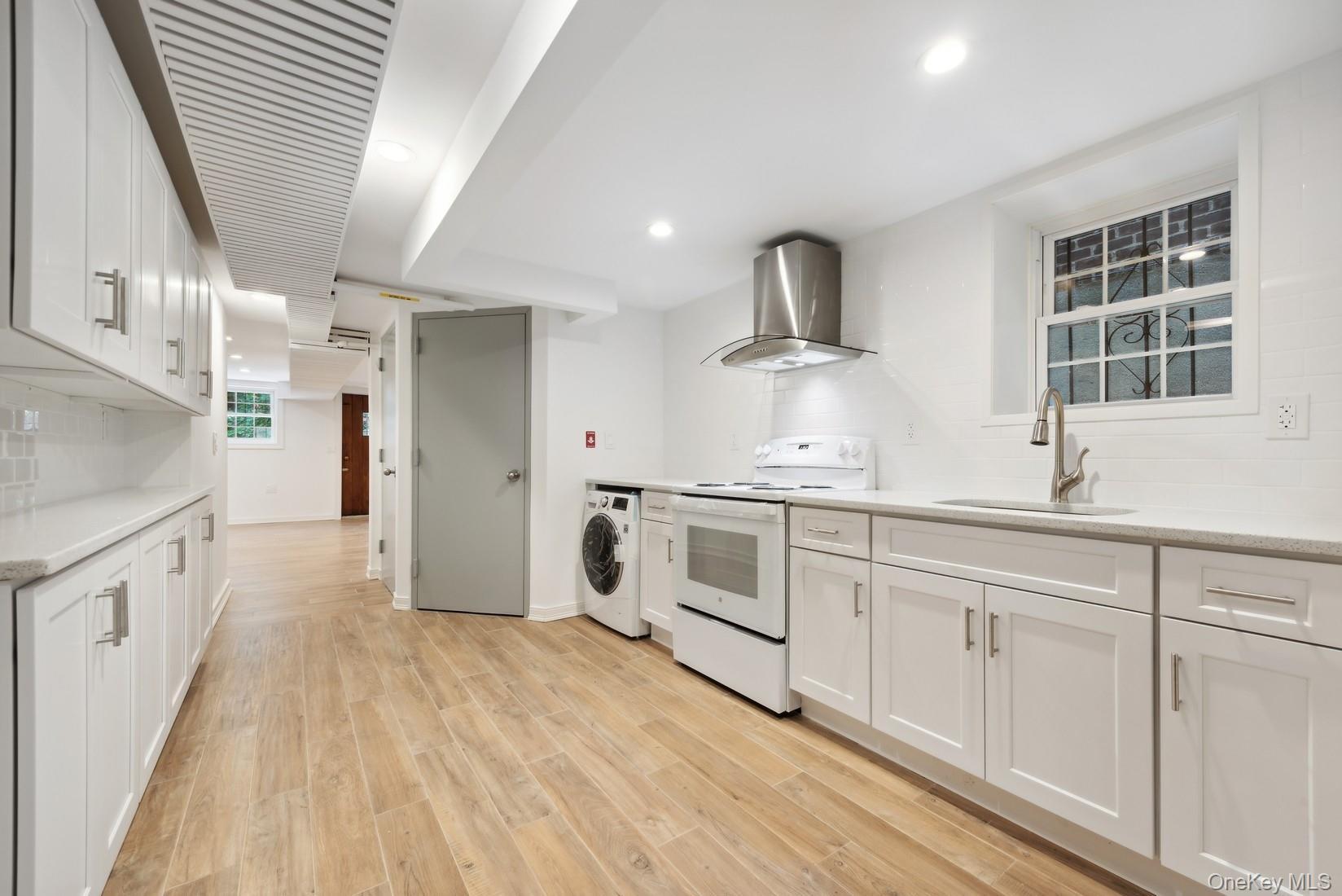 Single Family Alderton Street Queens, NY 11374, MLS-981934-10