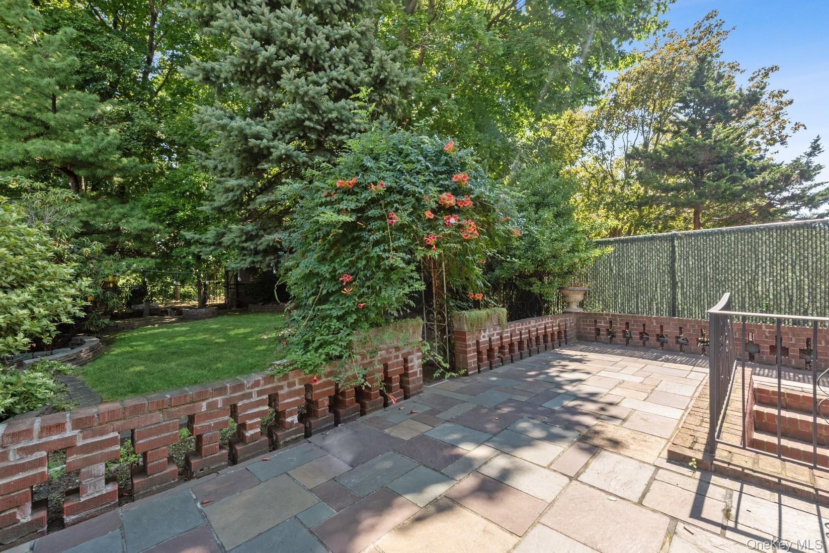 Single Family Alderton Street Queens, NY 11374, MLS-981934-12