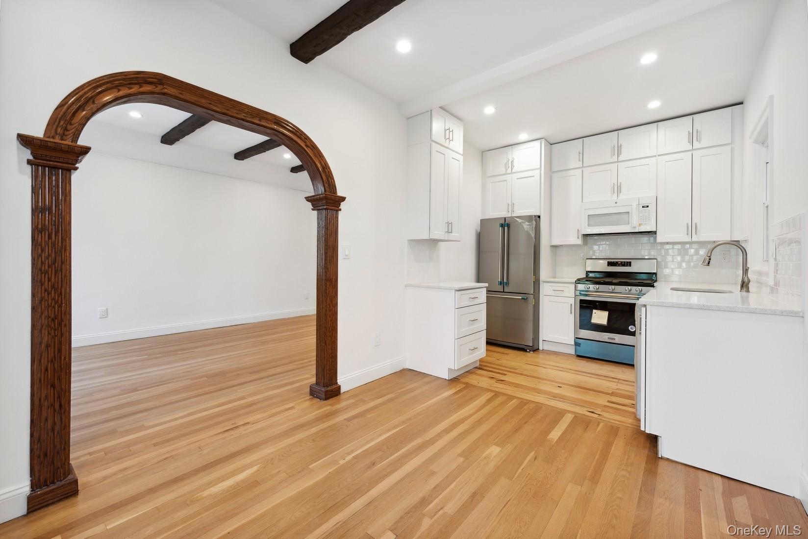 Single Family Alderton Street Queens, NY 11374, MLS-981934-4