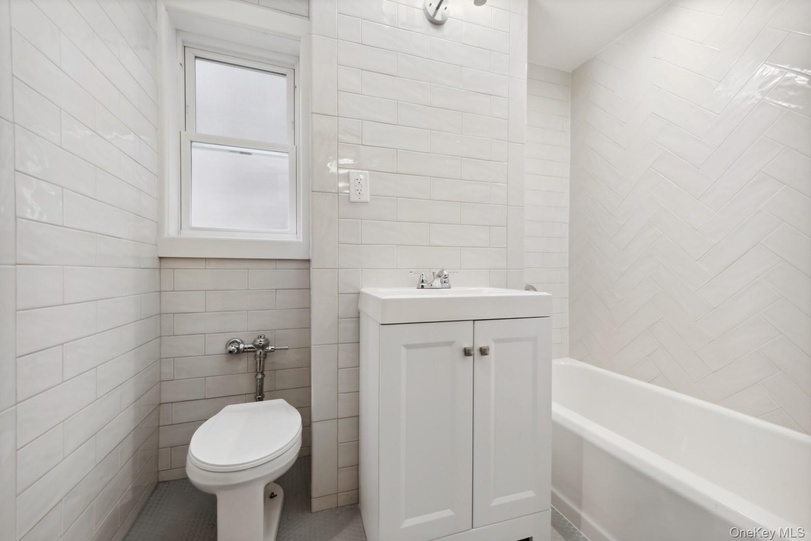 Single Family Alderton Street Queens, NY 11374, MLS-981934-8