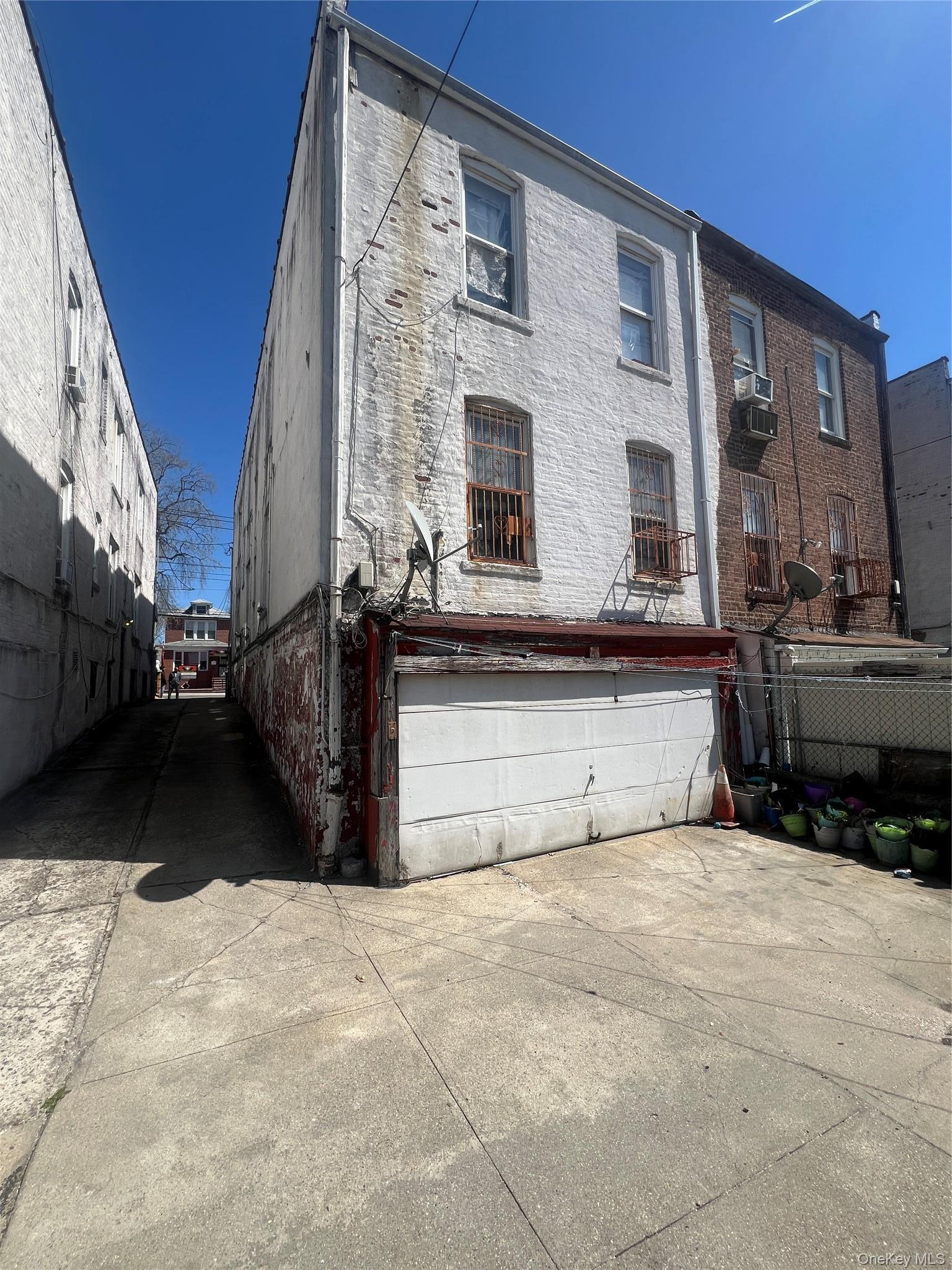 Single Family 53rd  Brooklyn, NY 11203, MLS-981948-4